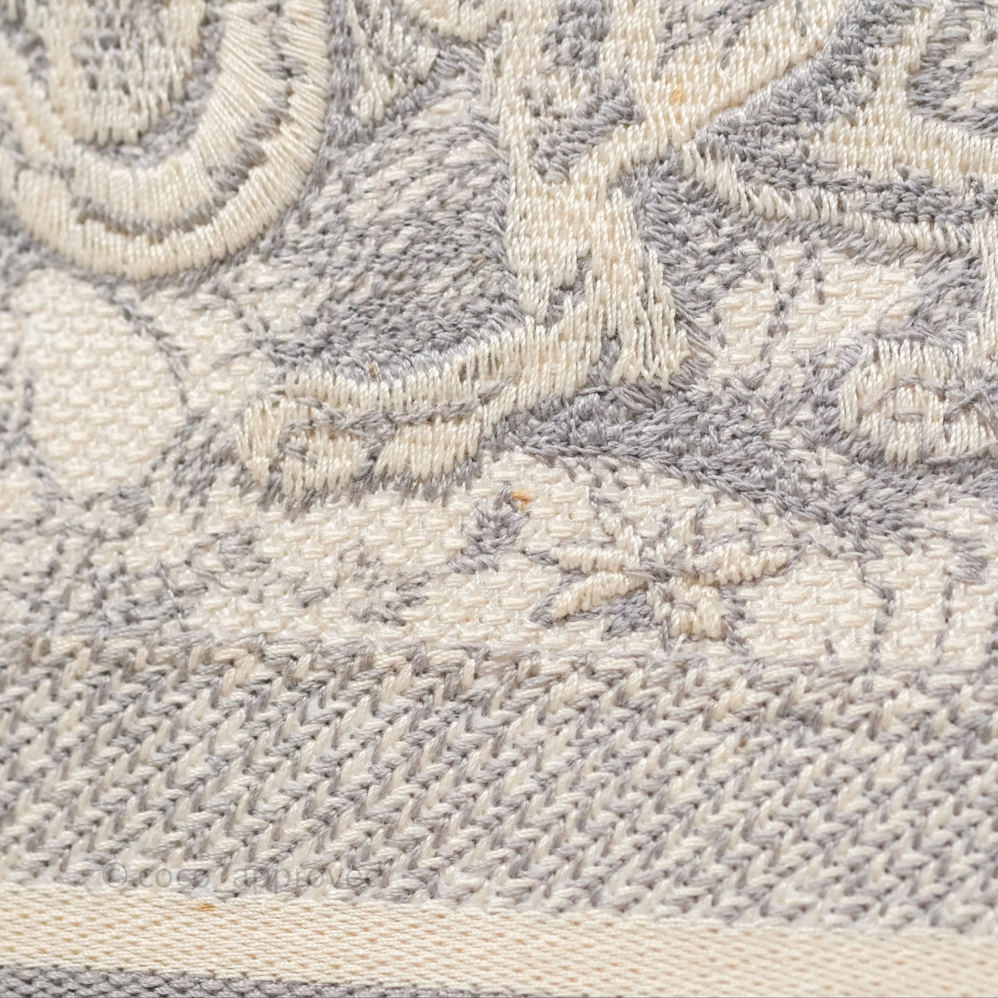 Christian Dior Medium (Old Small) Embroidered Toile De Jouy Light Grey Canvas Book Tote