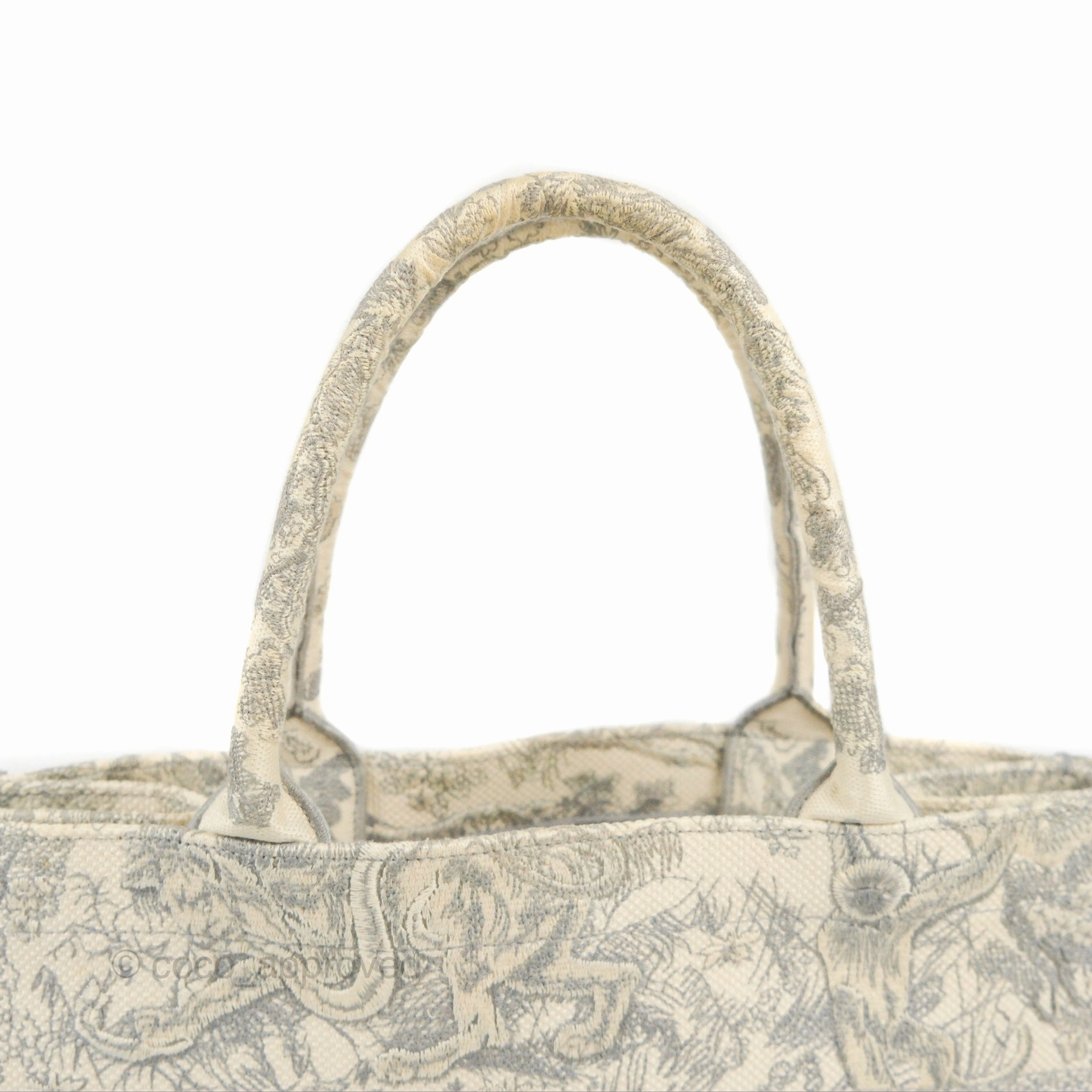 Christian Dior Medium (Old Small) Embroidered Toile De Jouy Light Grey Canvas Book Tote