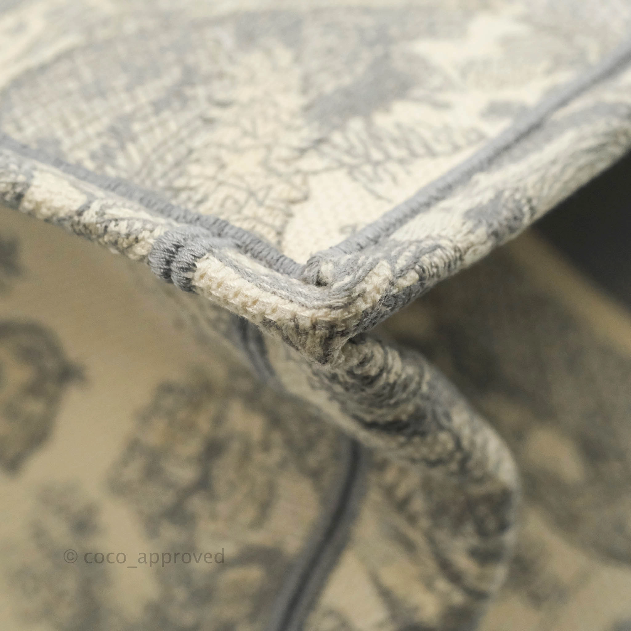 Christian Dior Medium (Old Small) Embroidered Toile De Jouy Light Grey Canvas Book Tote