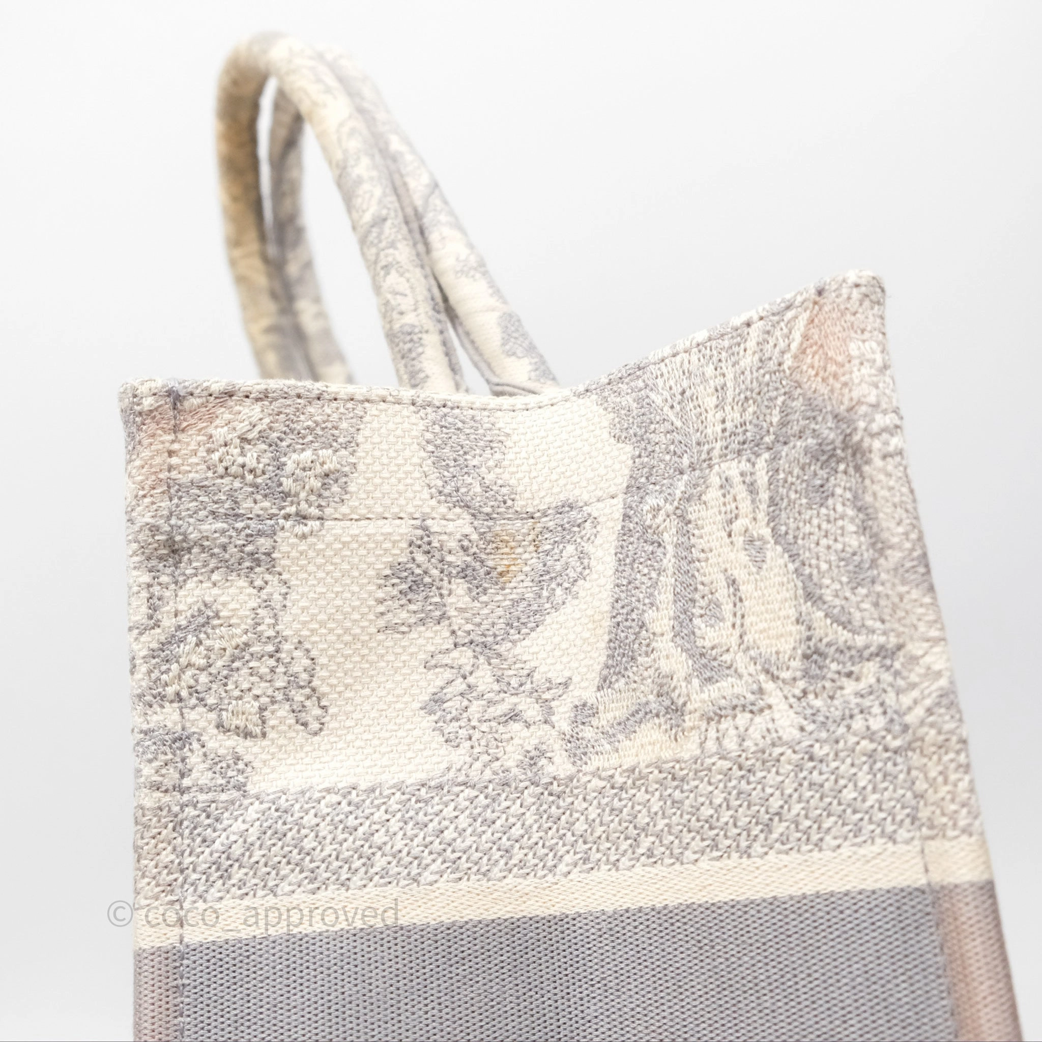 Christian Dior Medium (Old Small) Embroidered Toile De Jouy Light Grey Canvas Book Tote