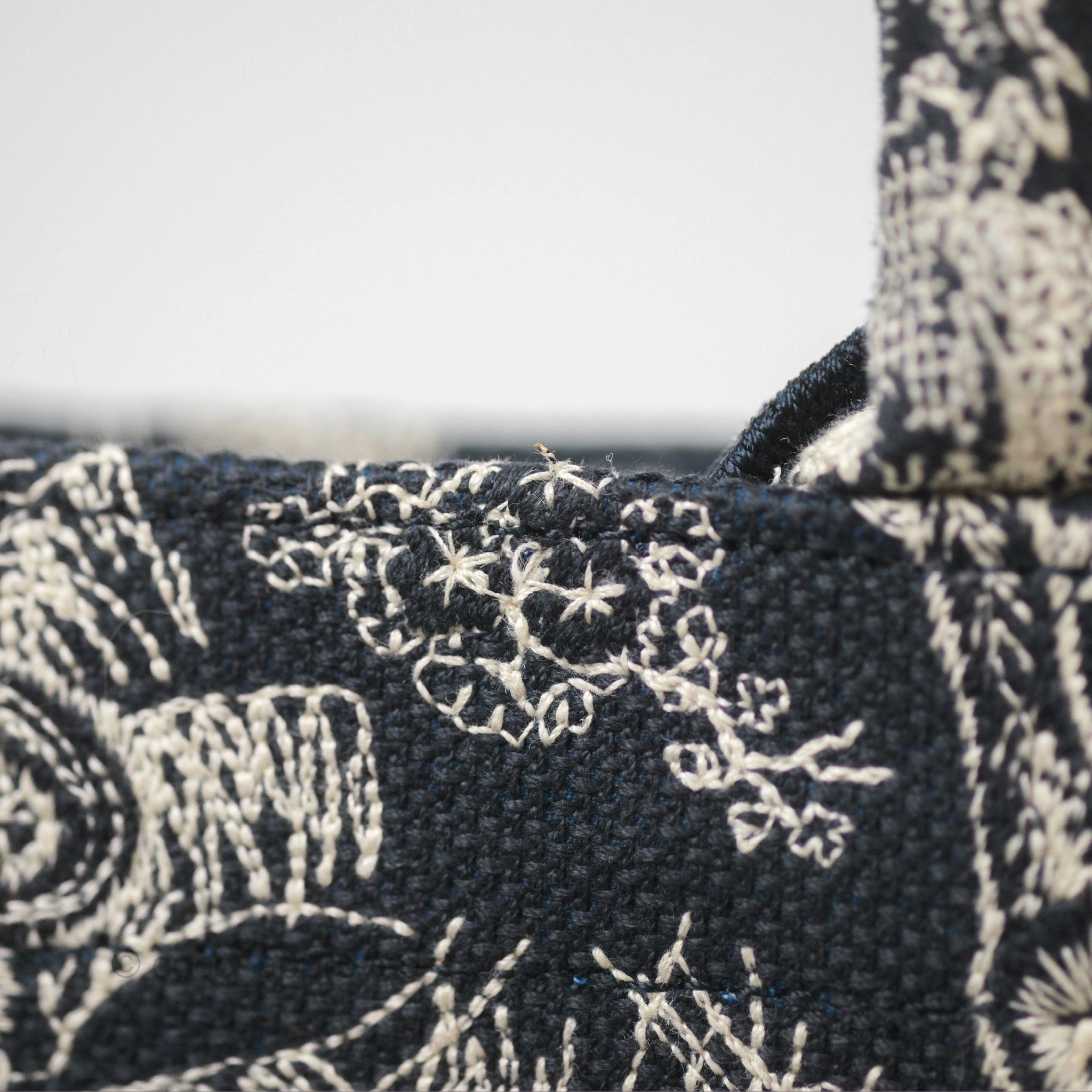 Christian Dior New Small Embroidered Toile De Jouy Canvas Book Tote Navy