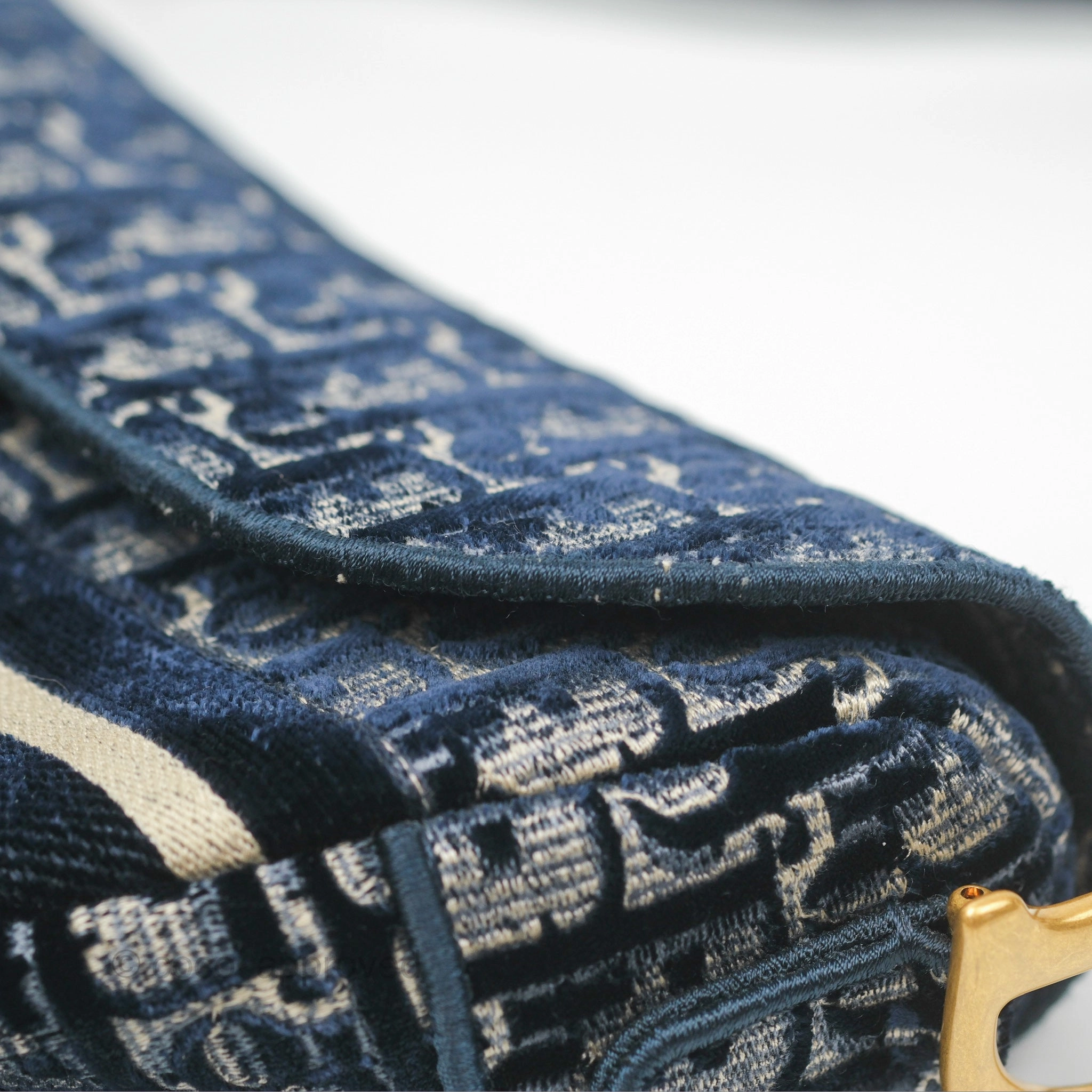 Christian Dior Saddle Bag Velvet Navy Dior Oblique Embroidery Gold Hardware