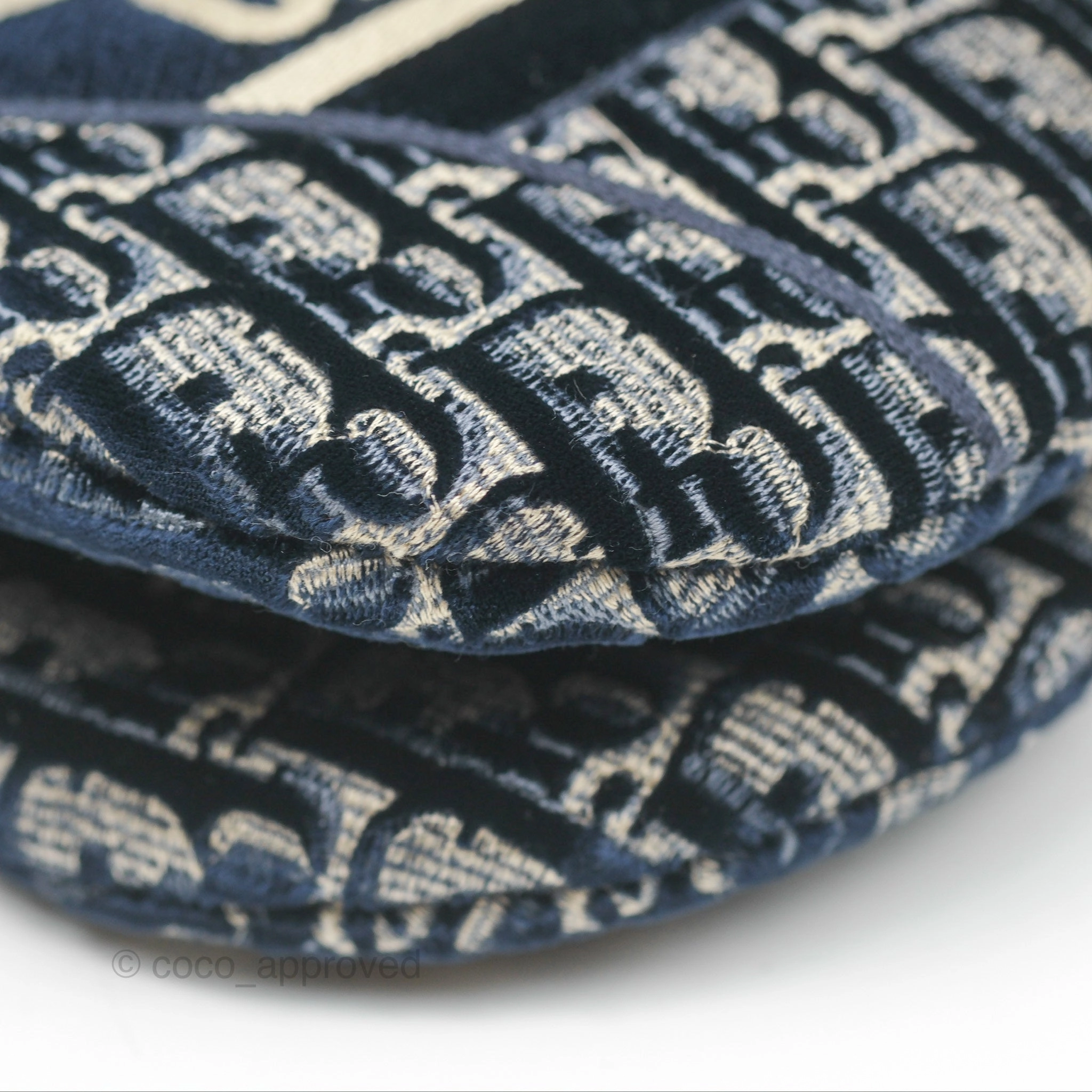 Christian Dior Saddle Bag Velvet Navy Dior Oblique Embroidery Gold Hardware