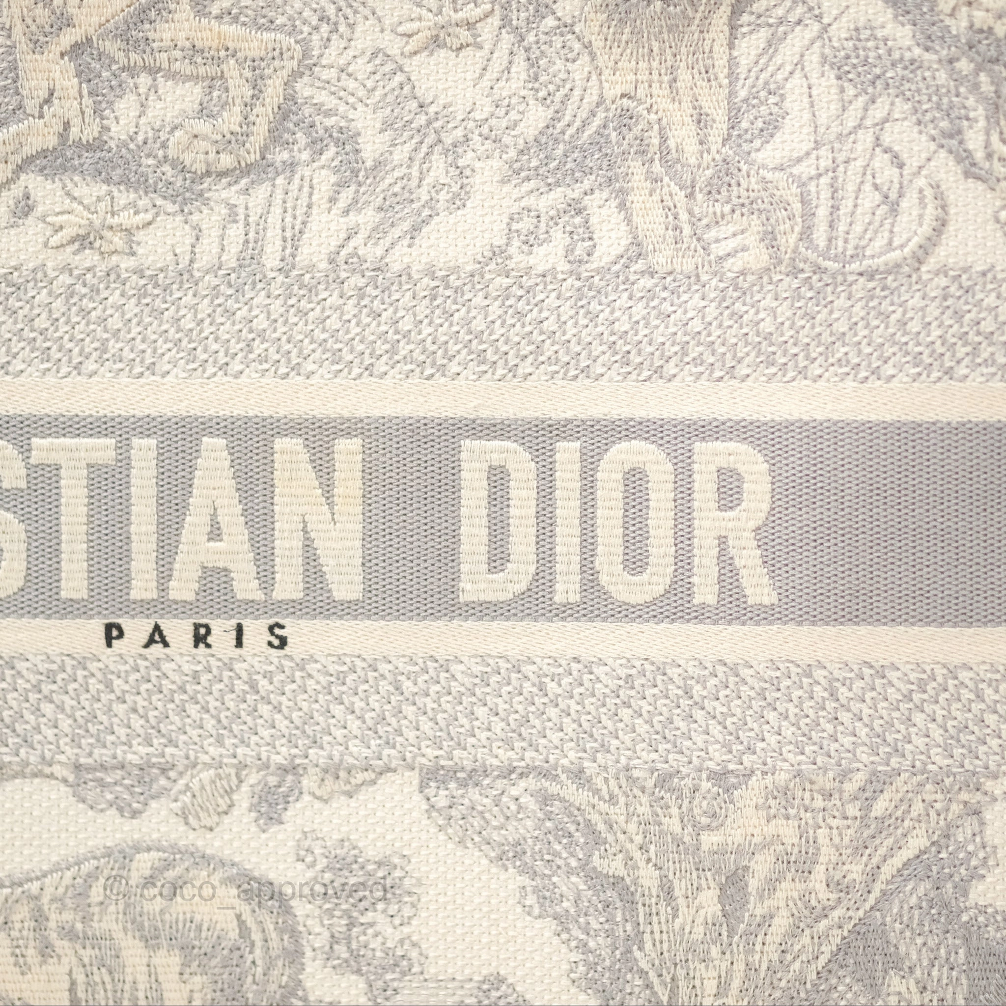 Dior Medium (Old Small) Embroidered Toile De Jouy Book Tote Light Grey Canvas