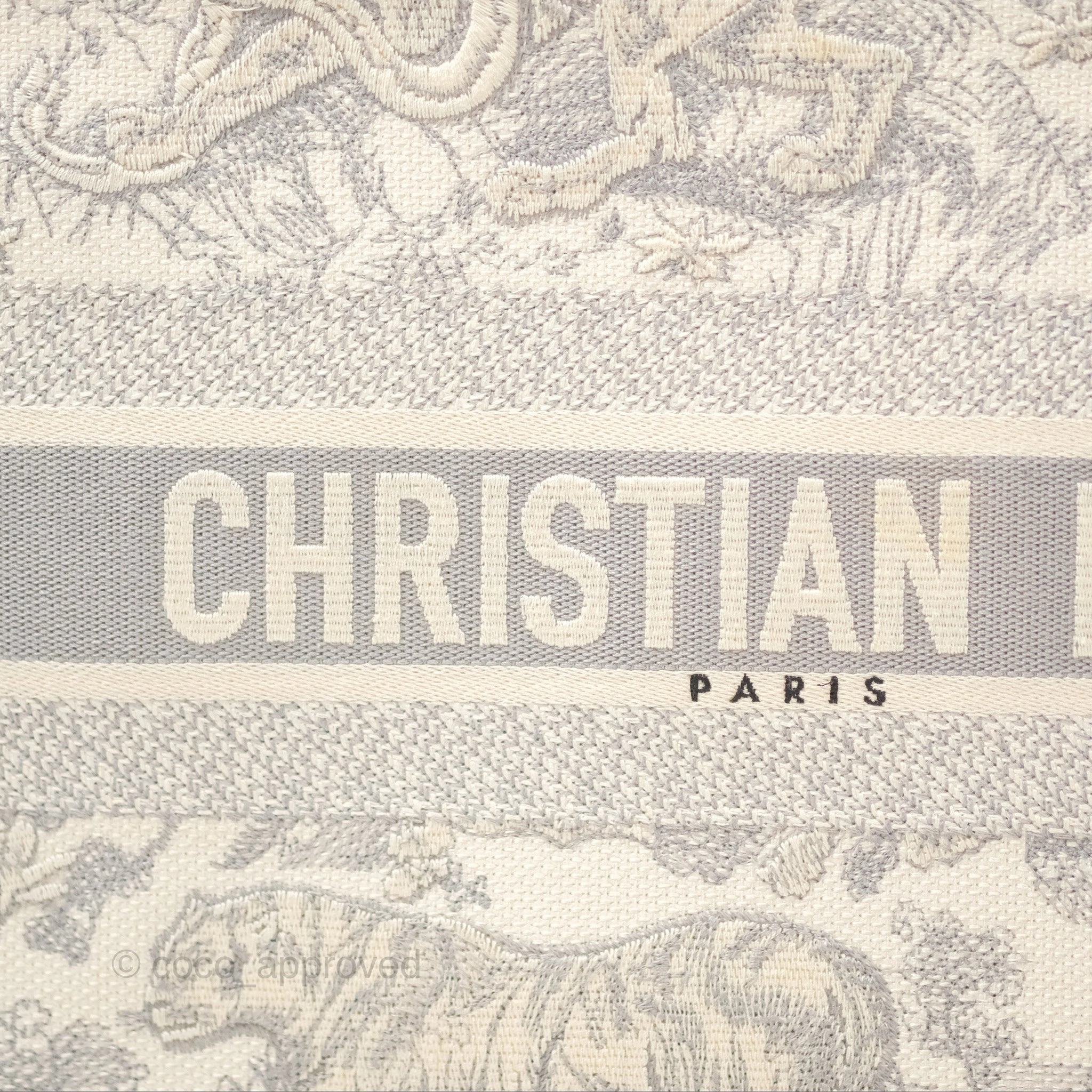 Dior Medium (Old Small) Embroidered Toile De Jouy Book Tote Light Grey Canvas