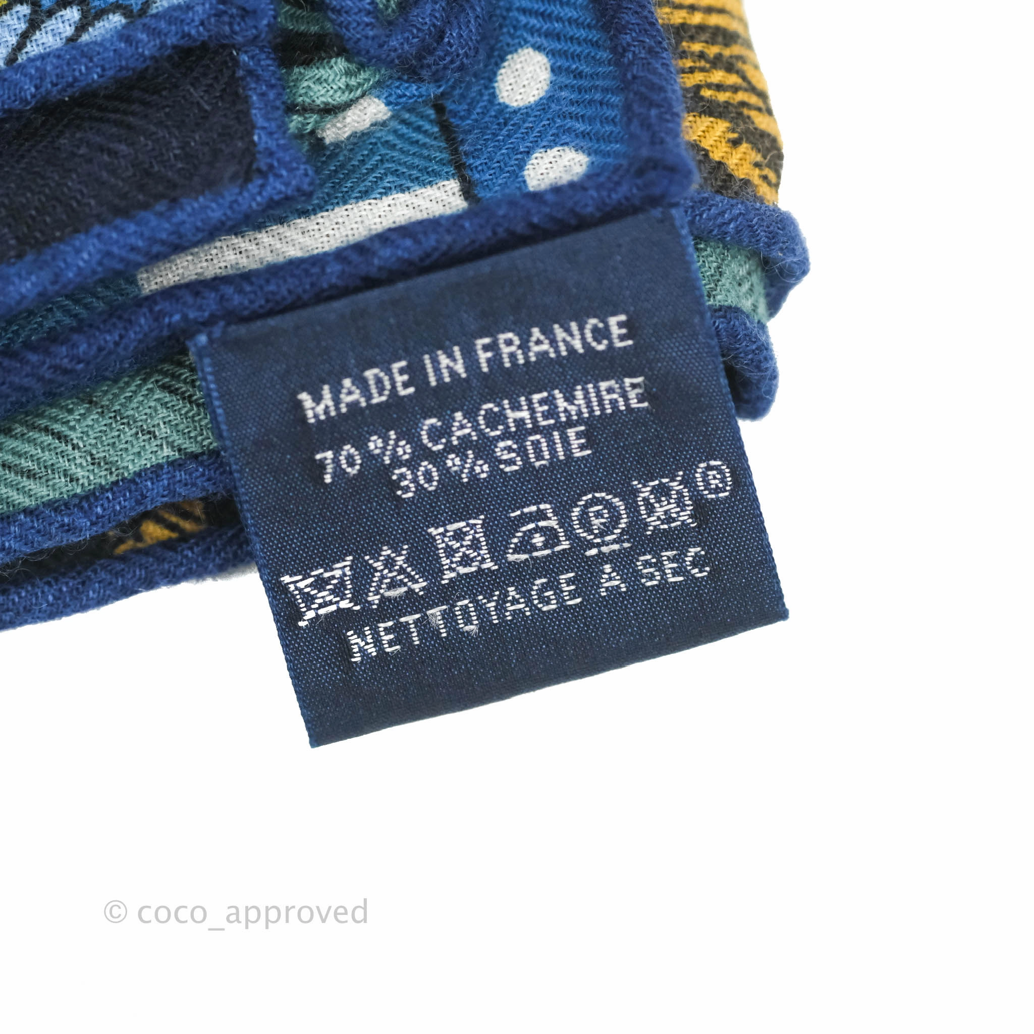 Hermes Acte III. Scene I. La Clairiere shawl 140 Scarf Bleu Nuit/Jaune/Vert