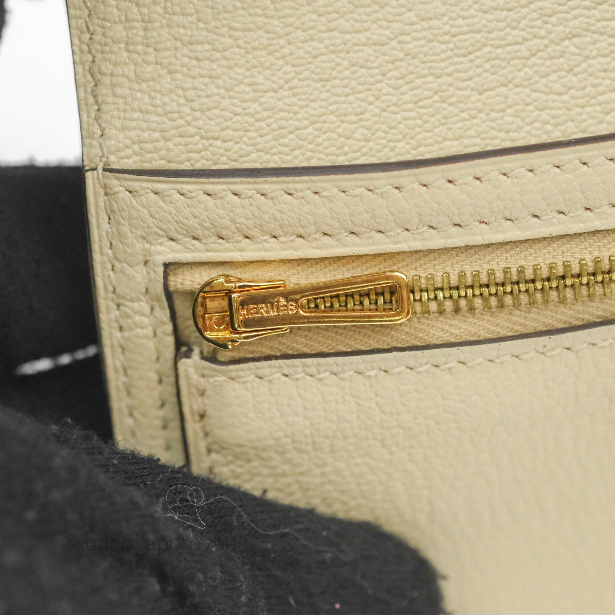 Hermes Bearn Compact Wallet Parchemin Autruche Gold Hardware