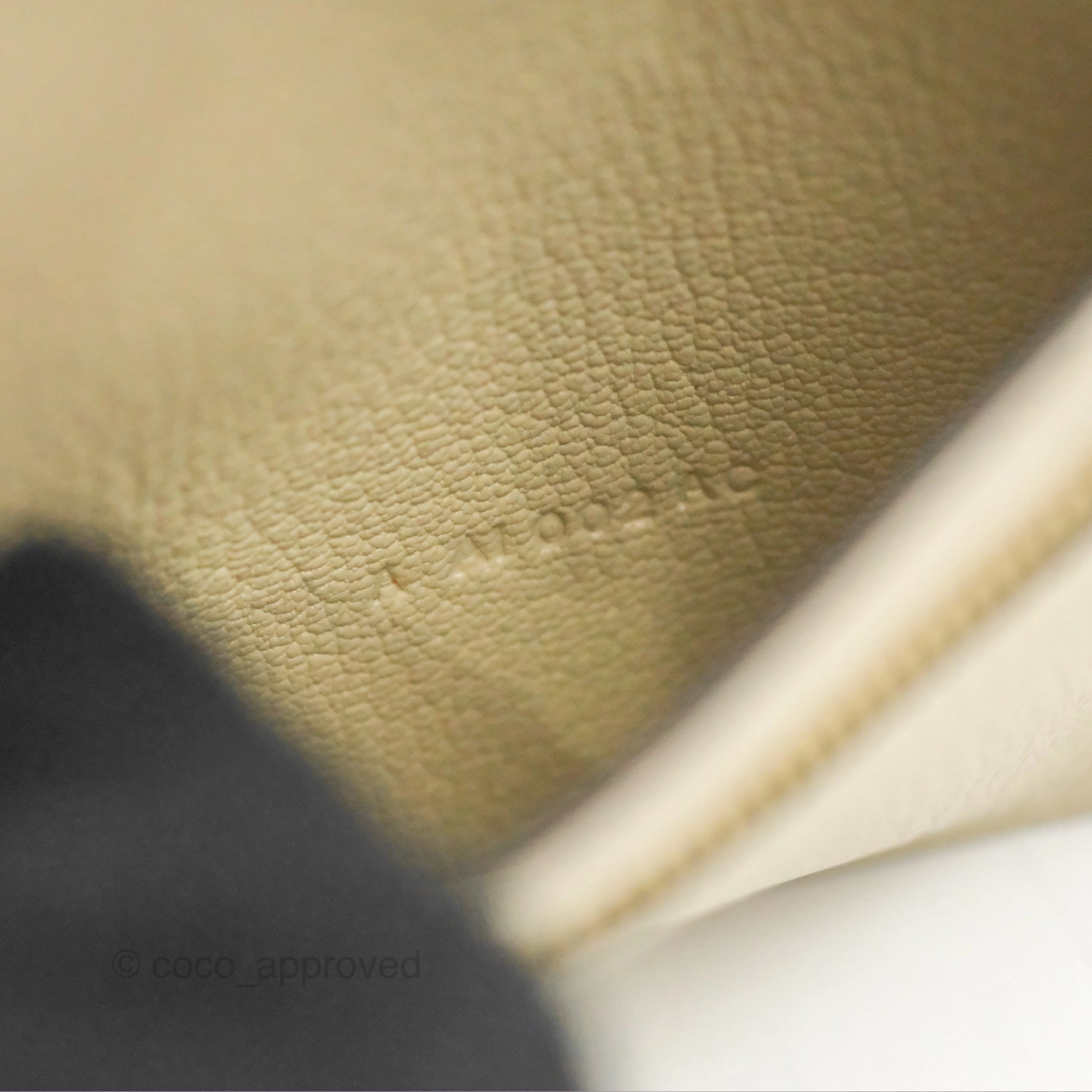 Hermes Bearn Compact Wallet Parchemin Autruche Gold Hardware
