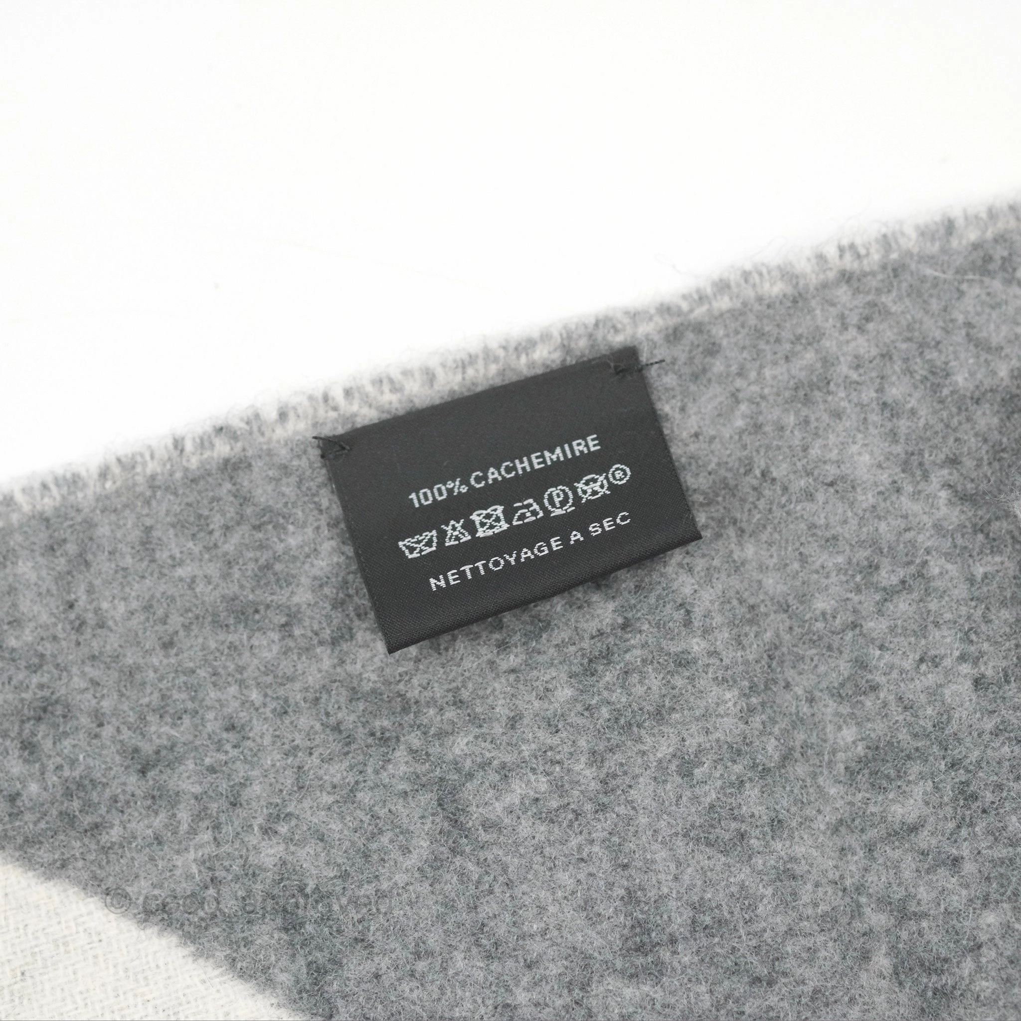 Hermes Casaque Charms Muffler
