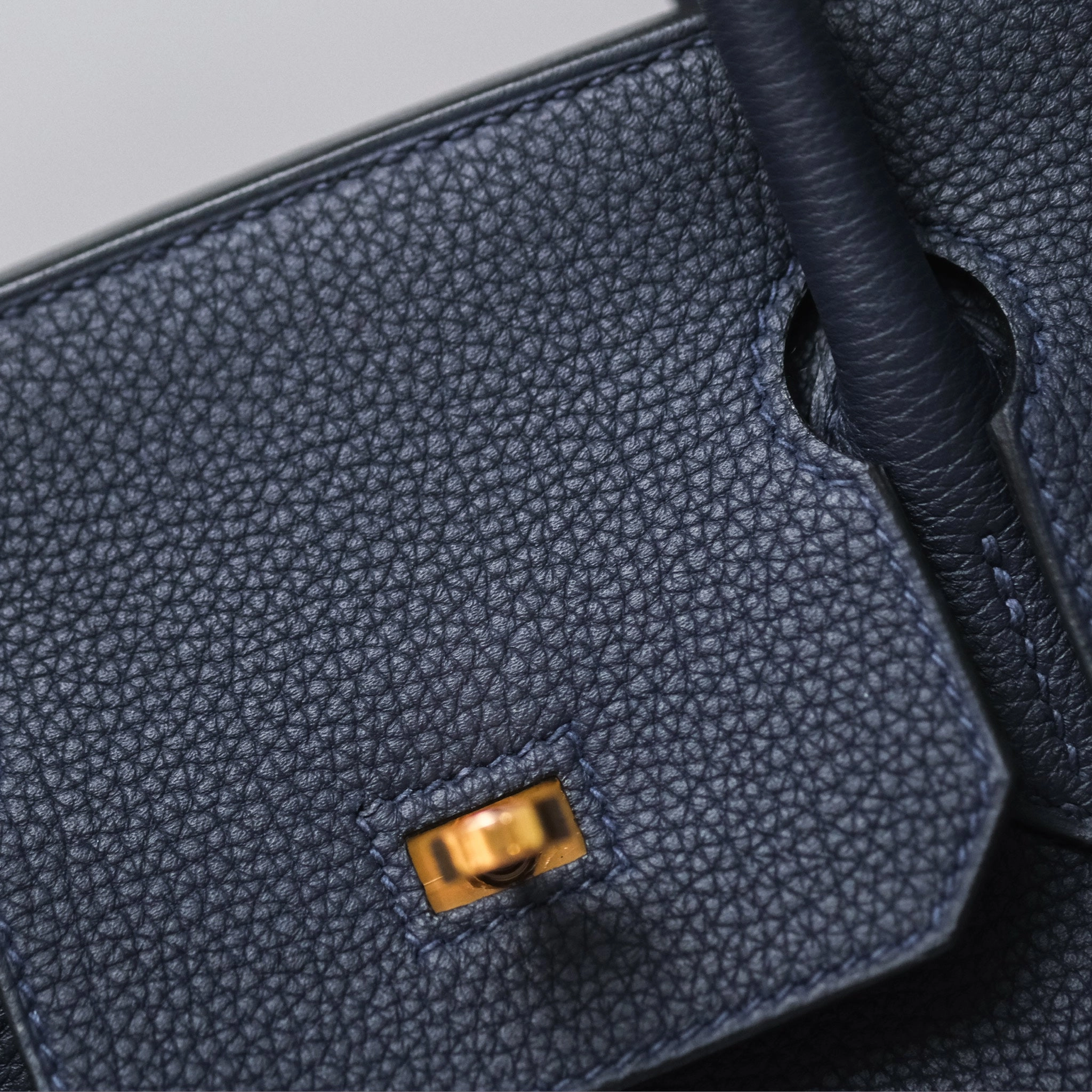Herms Birkin 30 Retourne Bleu Nuit 2Z Togo Gold Hardware