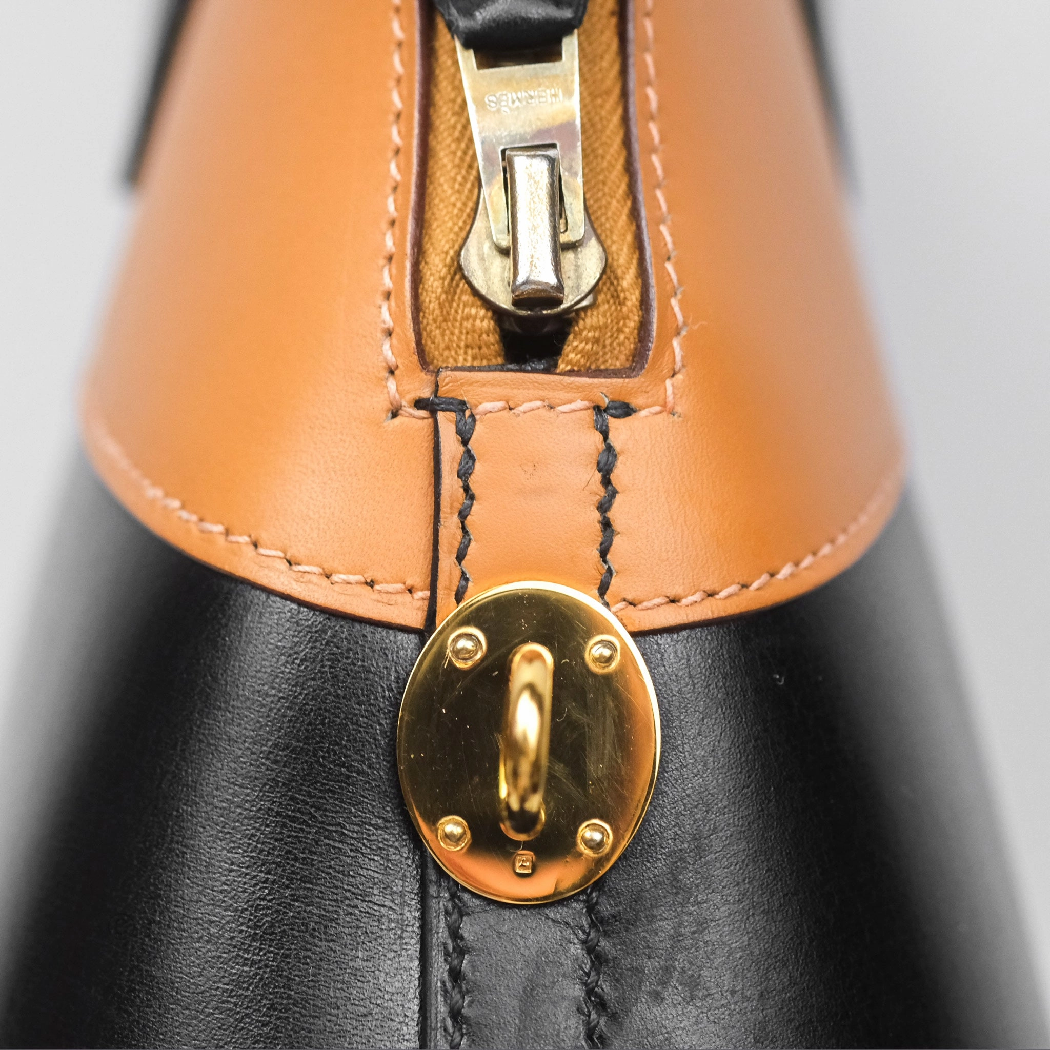 Herms Bolide 31 Noir 89 / Natural Box Leather Gold Hardware