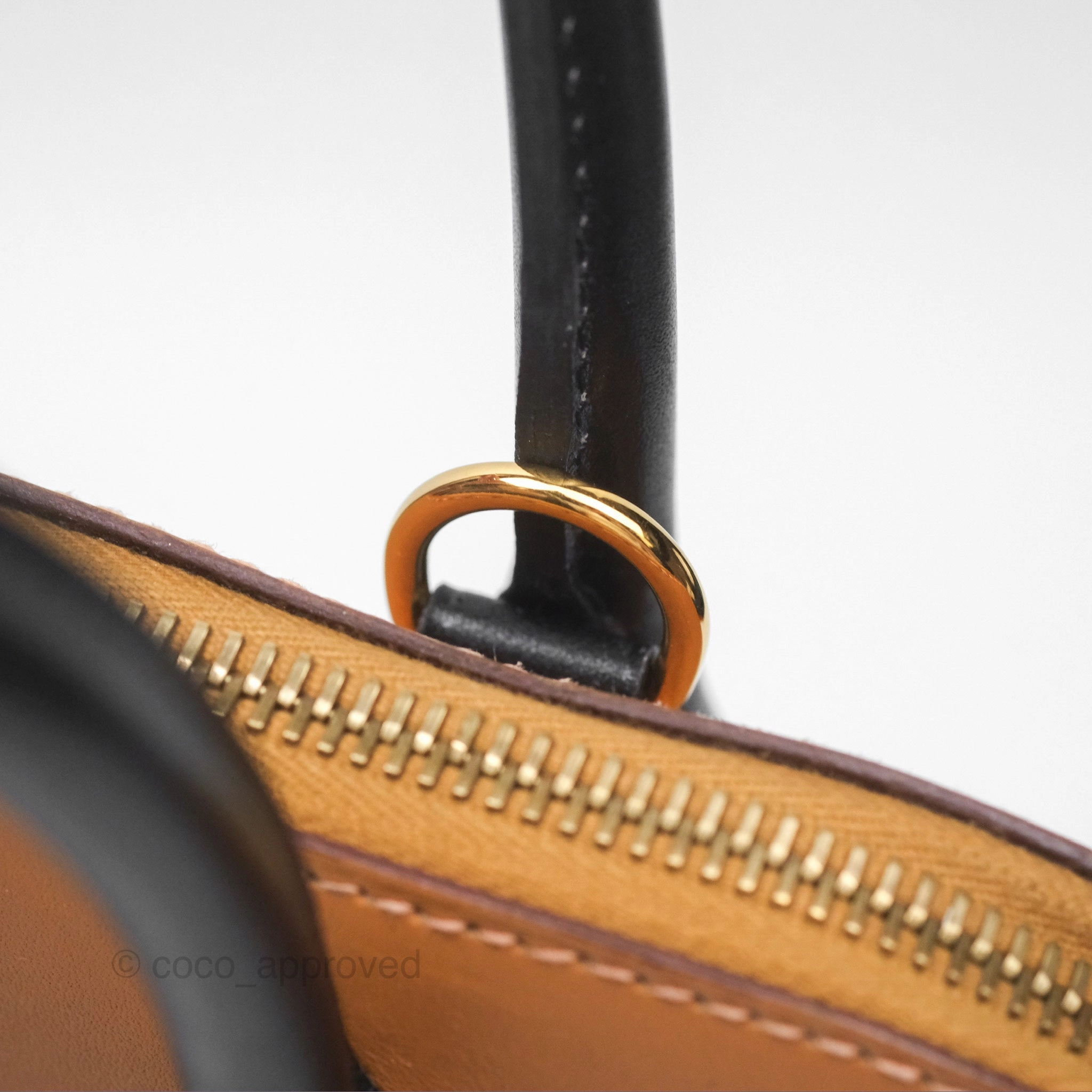 Herms Bolide 31 Noir 89 / Natural Box Leather Gold Hardware