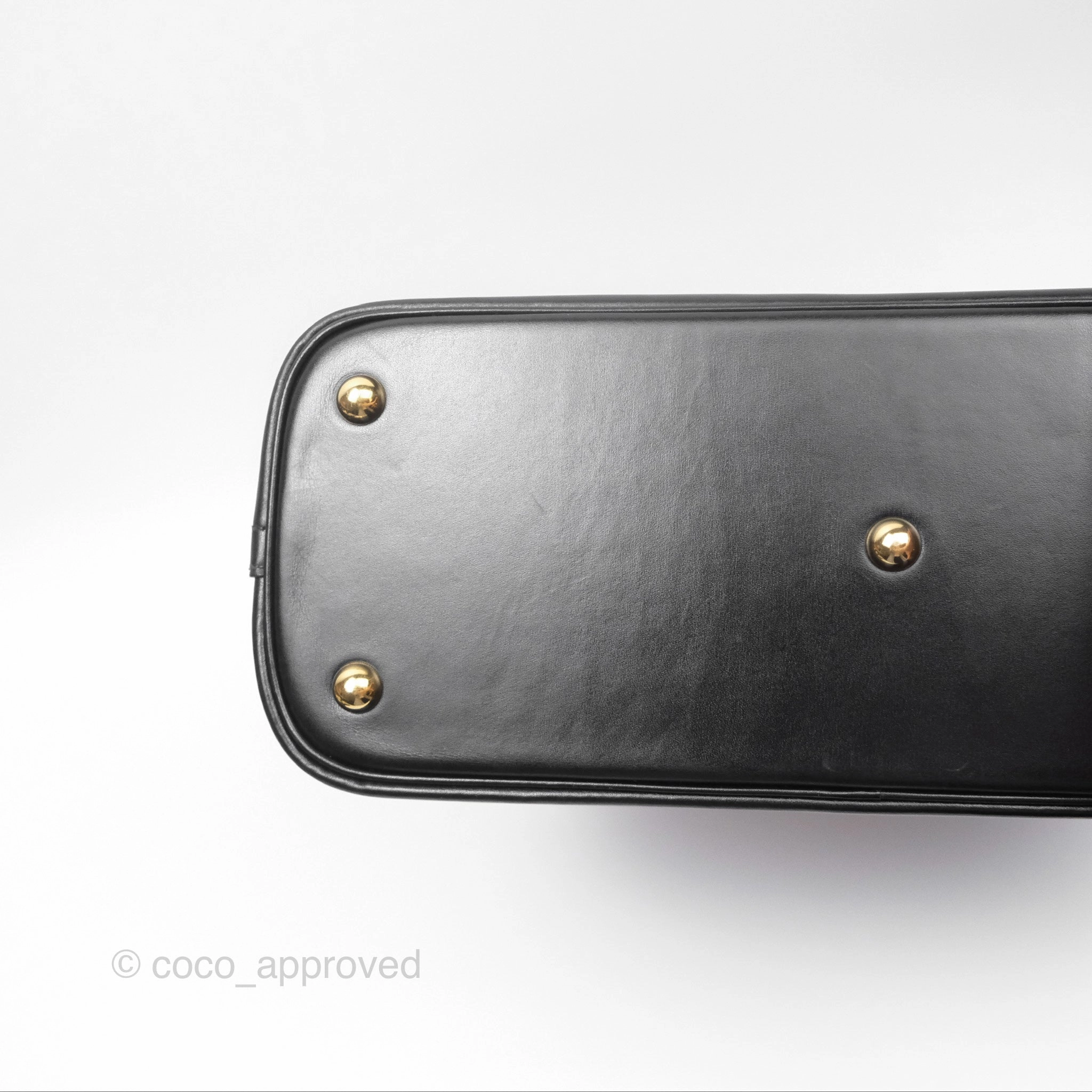 Herms Bolide 31 Noir 89 / Natural Box Leather Gold Hardware