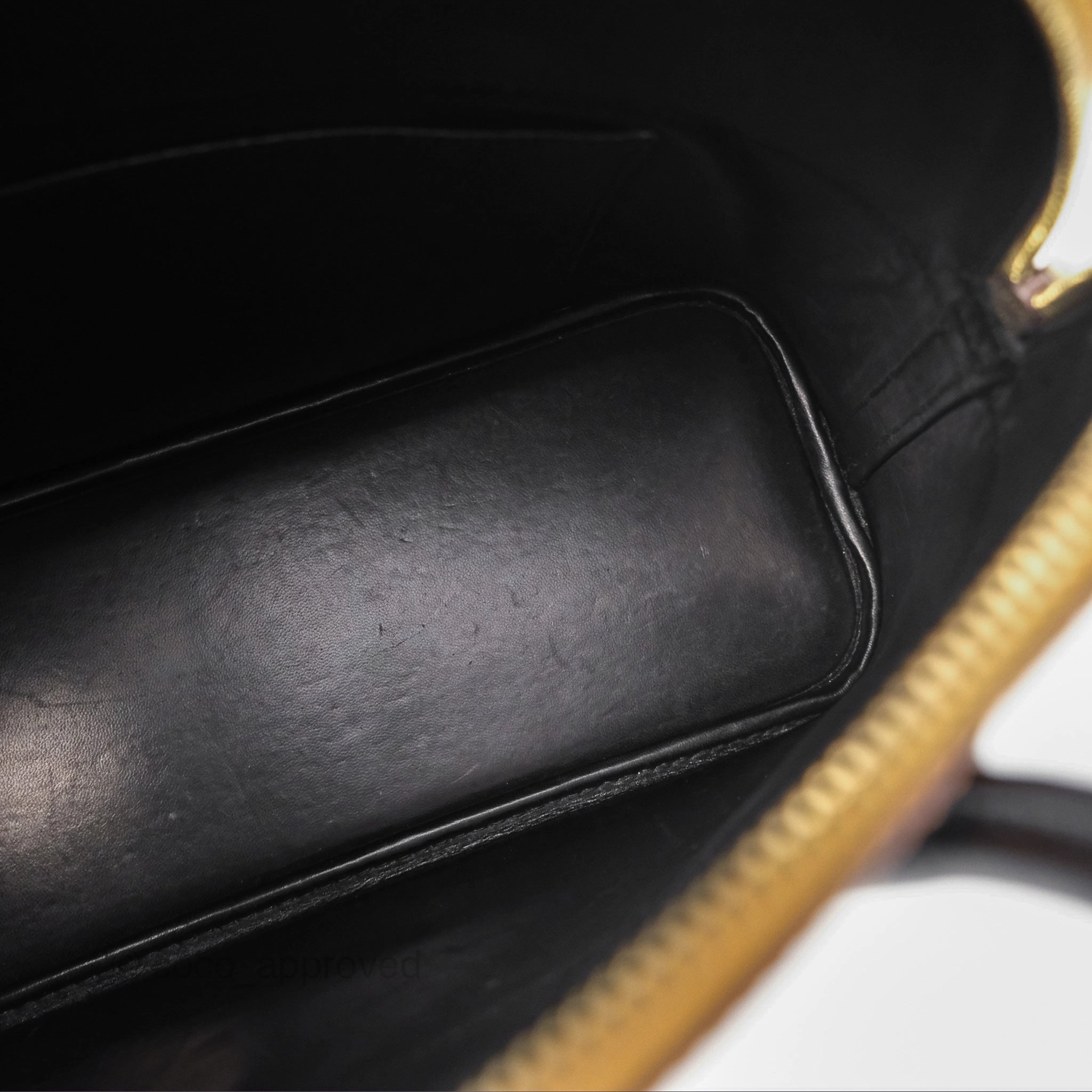 Herms Bolide 31 Noir 89 / Natural Box Leather Gold Hardware