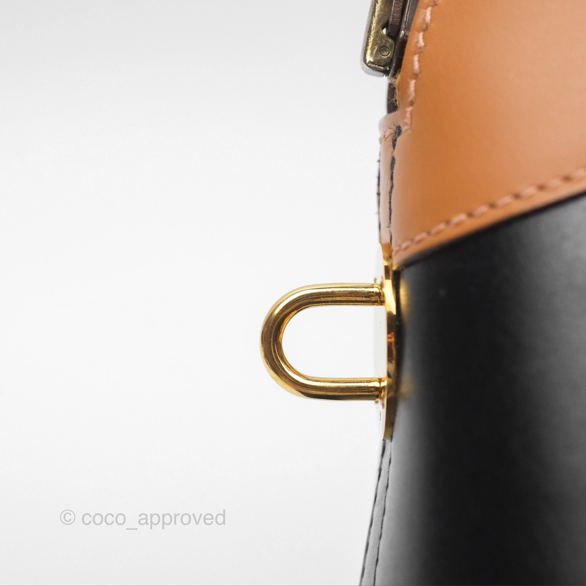 Herms Bolide 31 Noir 89 / Natural Box Leather Gold Hardware