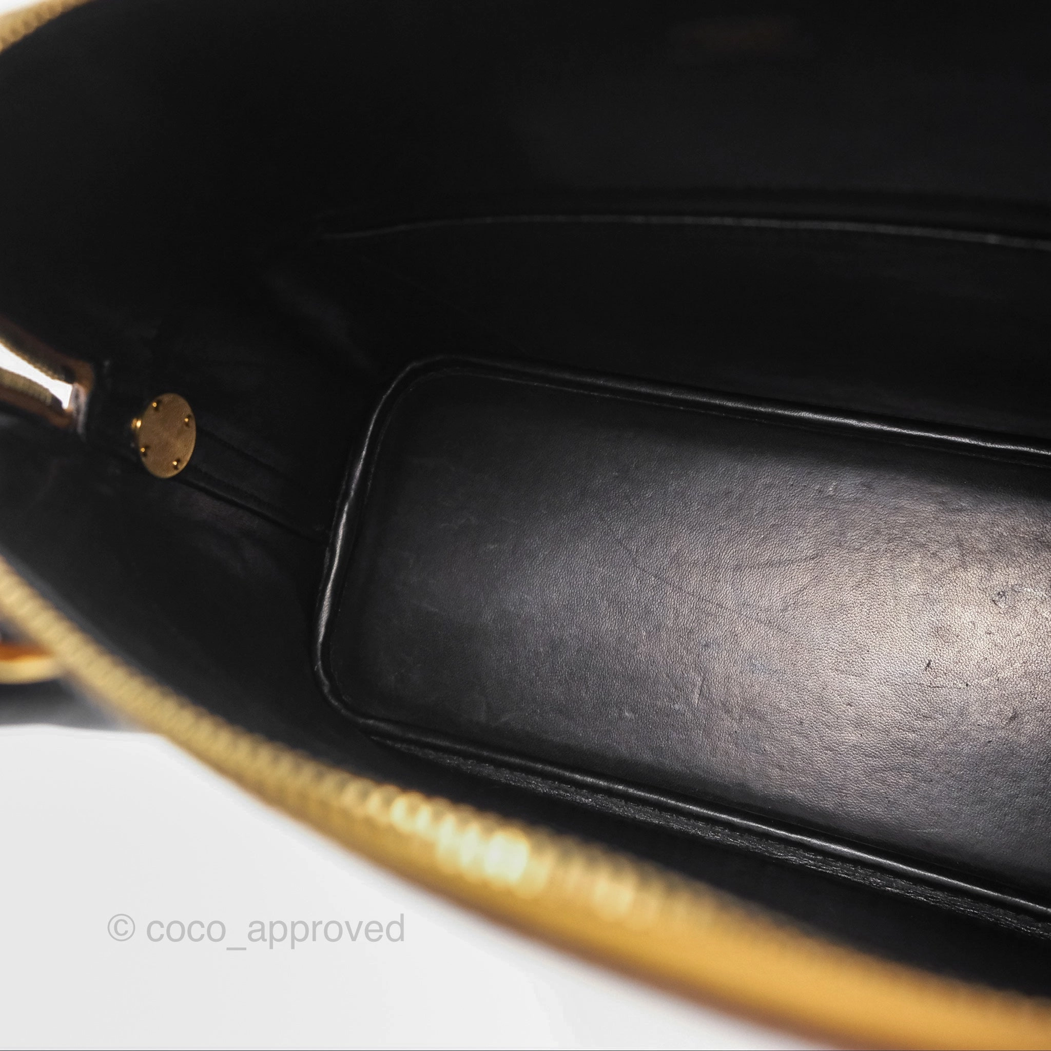Herms Bolide 31 Noir 89 / Natural Box Leather Gold Hardware