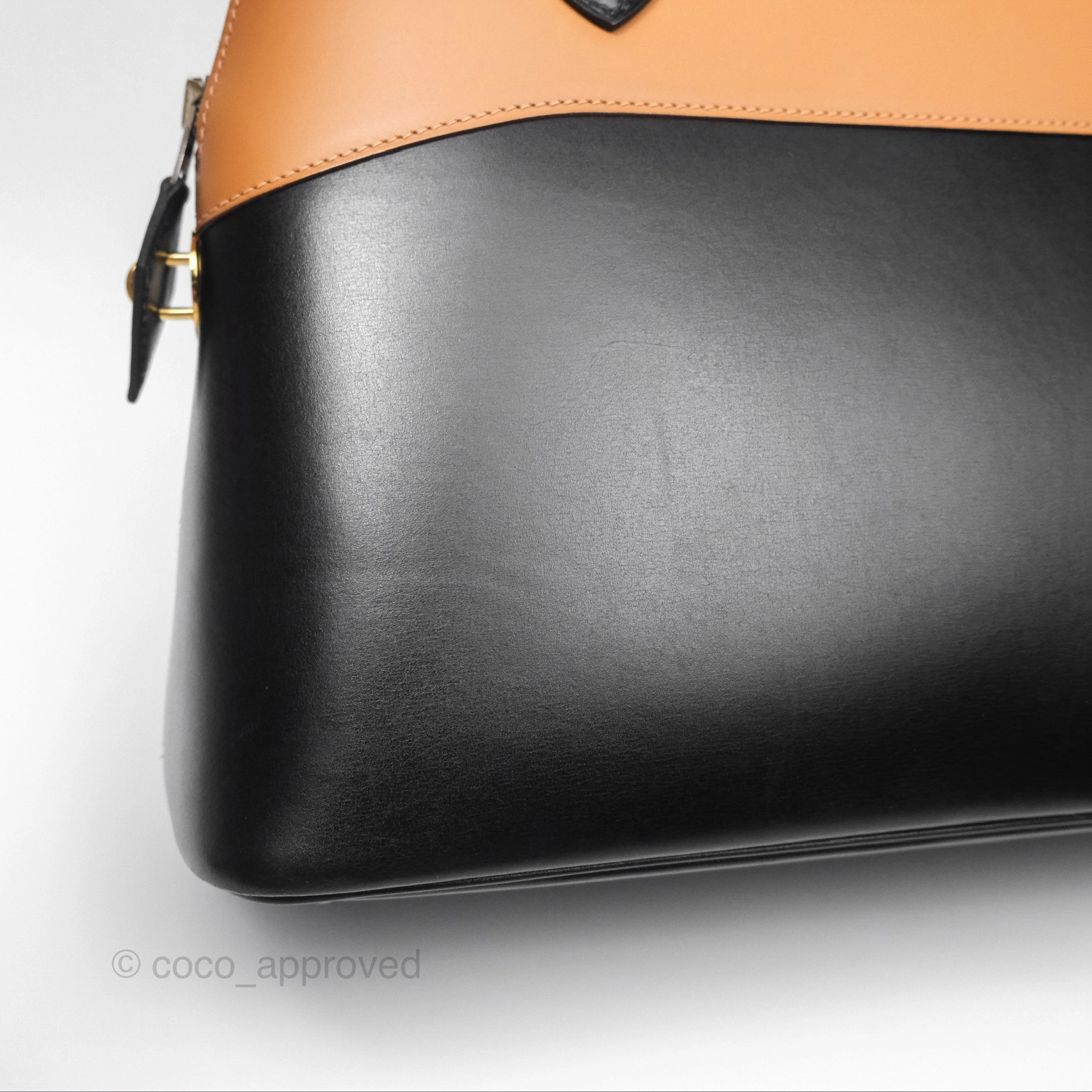 Herms Bolide 31 Noir 89 / Natural Box Leather Gold Hardware