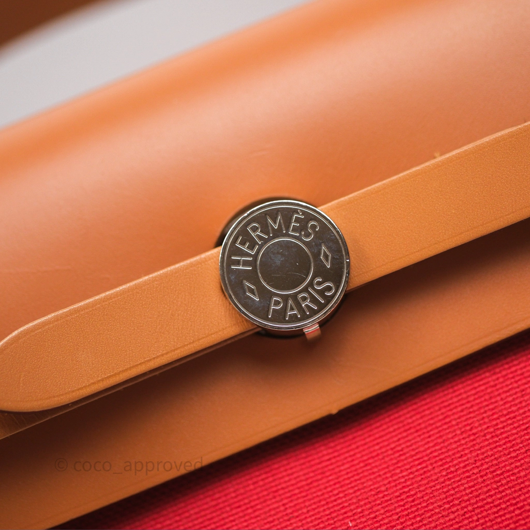 Herms Herbag Zip 31 Red/Natural Canvas Palladium Hardware