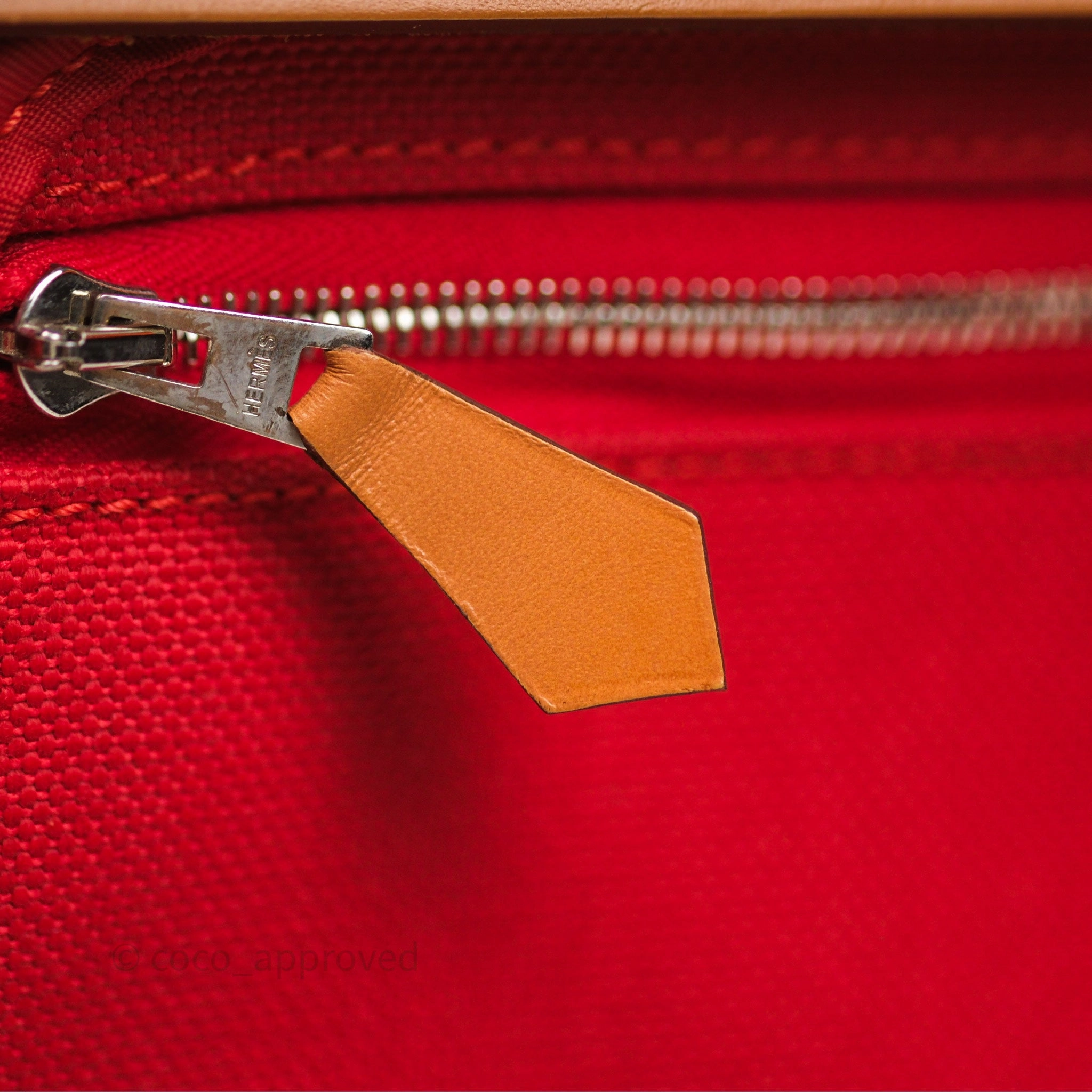 Herms Herbag Zip 31 Red/Natural Canvas Palladium Hardware
