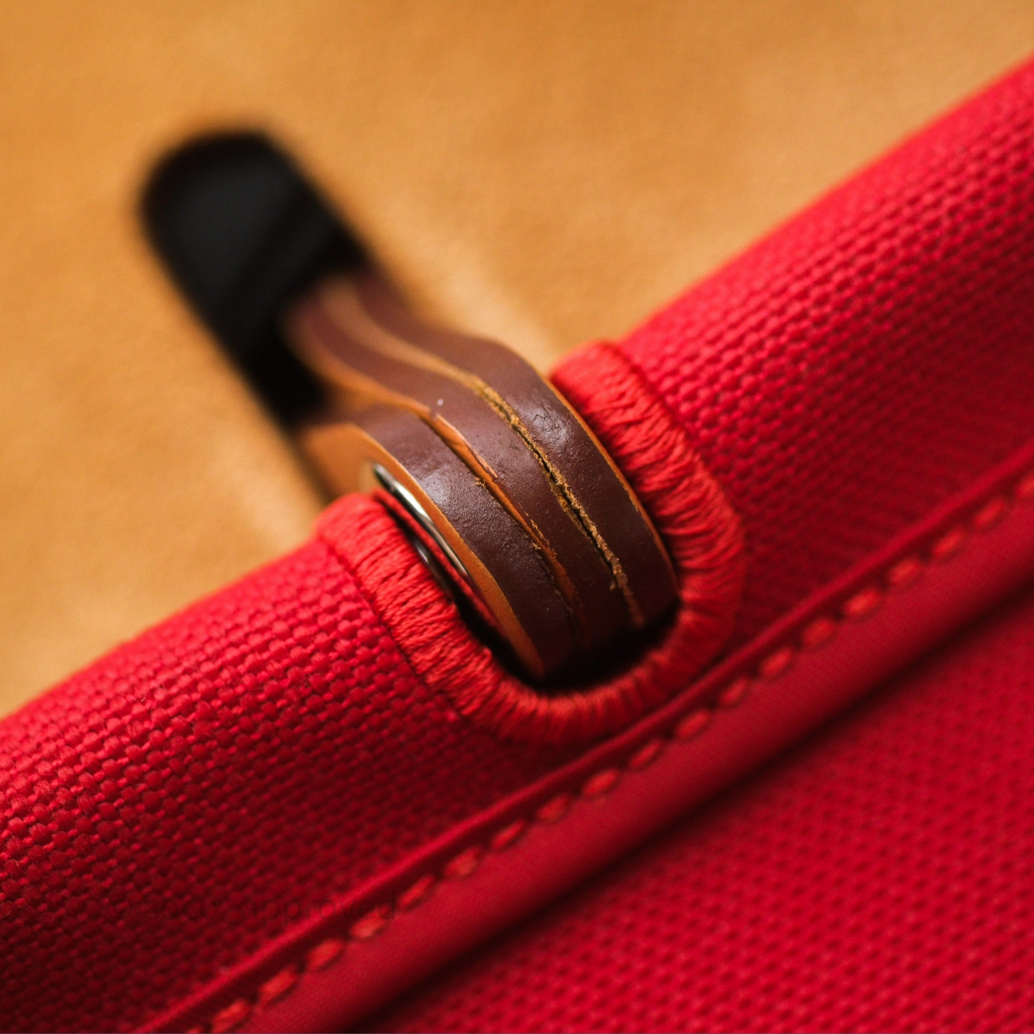Herms Herbag Zip 31 Red/Natural Canvas Palladium Hardware