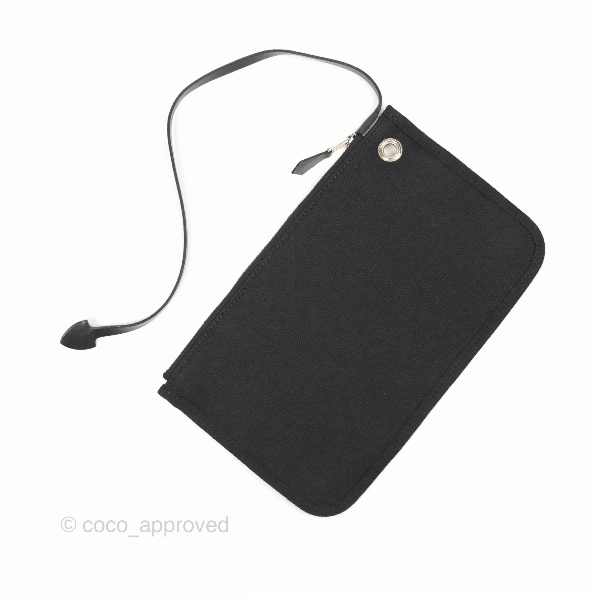 Herms Herbag Zip 31 Retourne Black Canvas Palladium Hardware