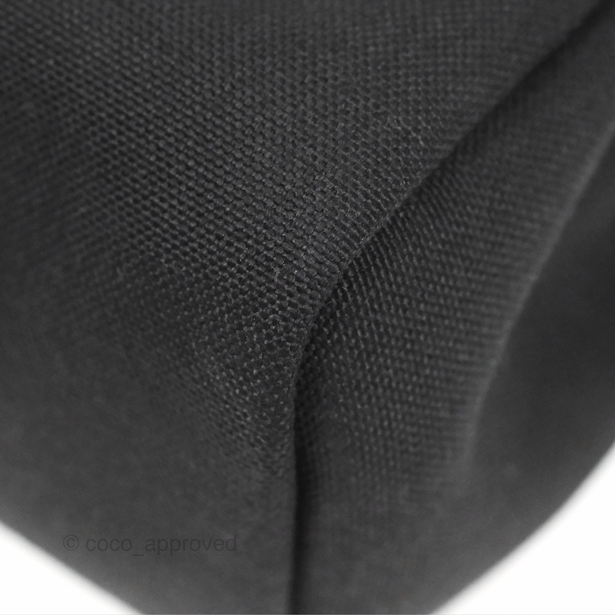 Herms Herbag Zip 31 Retourne Black Canvas Palladium Hardware