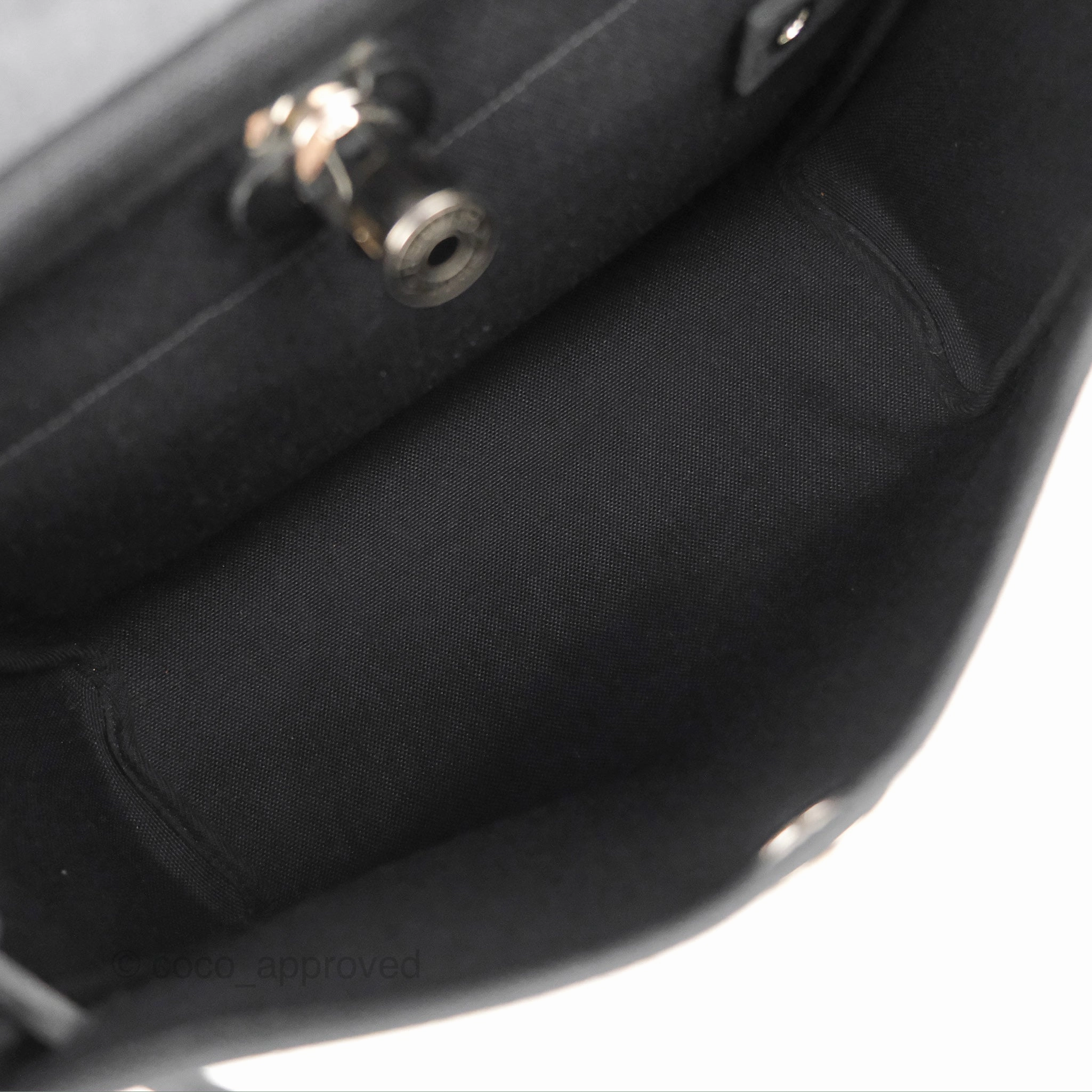 Herms Herbag Zip 31 Retourne Black Canvas Palladium Hardware
