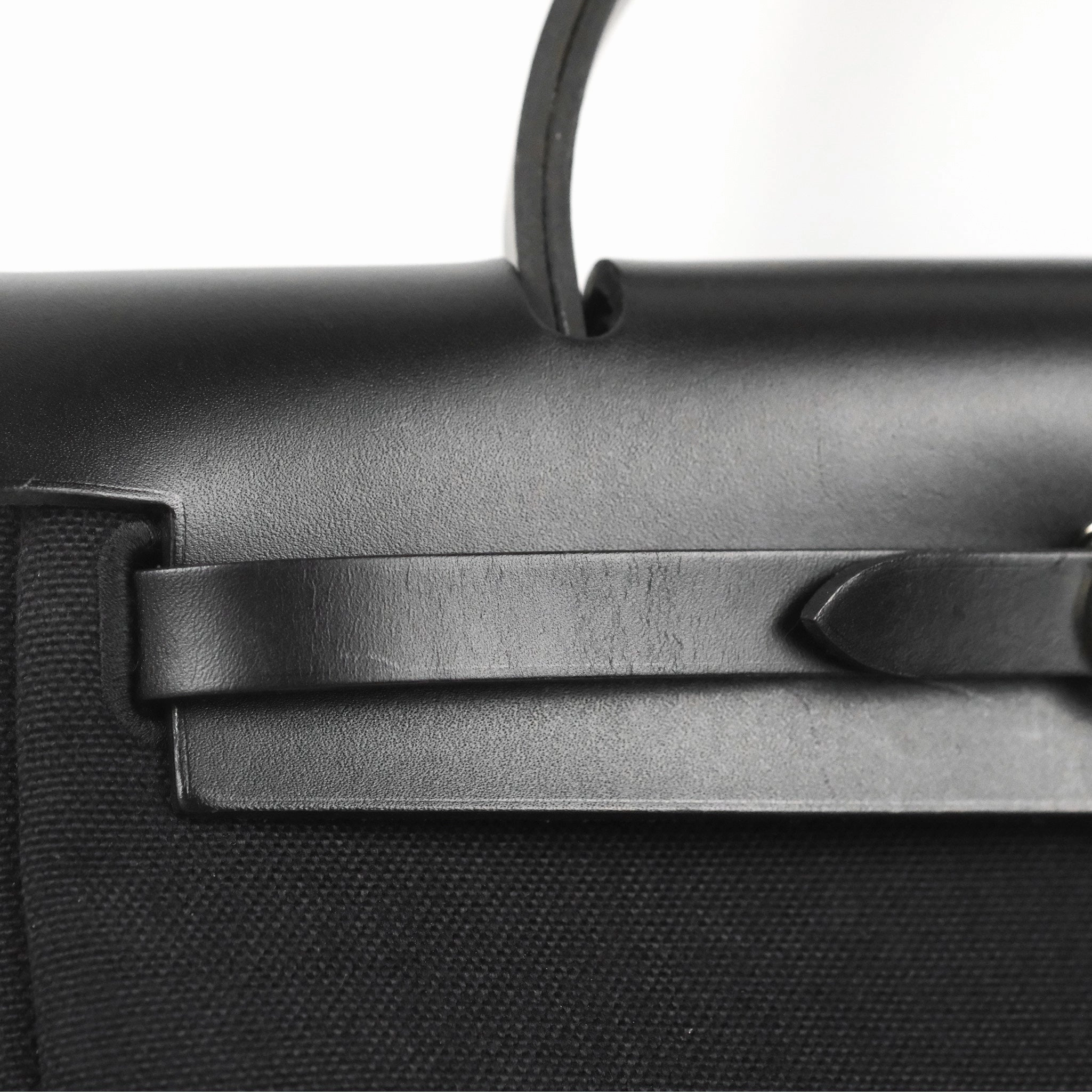 Herms Herbag Zip 31 Retourne Black Canvas Palladium Hardware