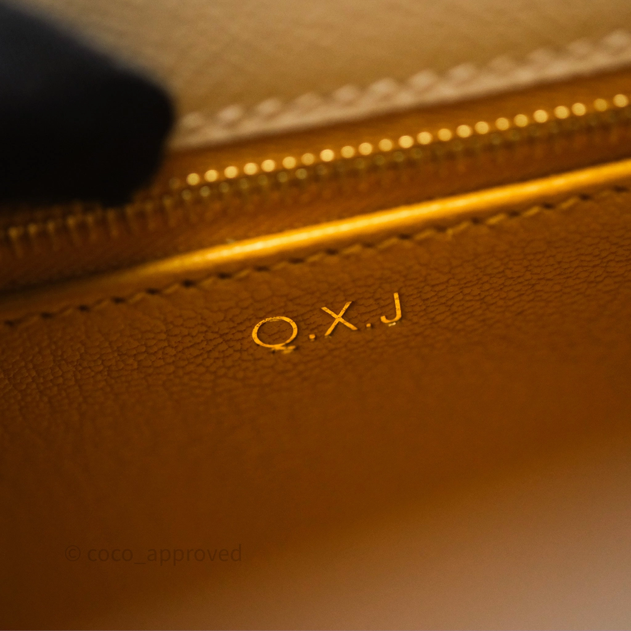 Herms HSS Sellier Kelly 28 Craie 10 / Amber 9D Epsom Brushed Gold Hardware