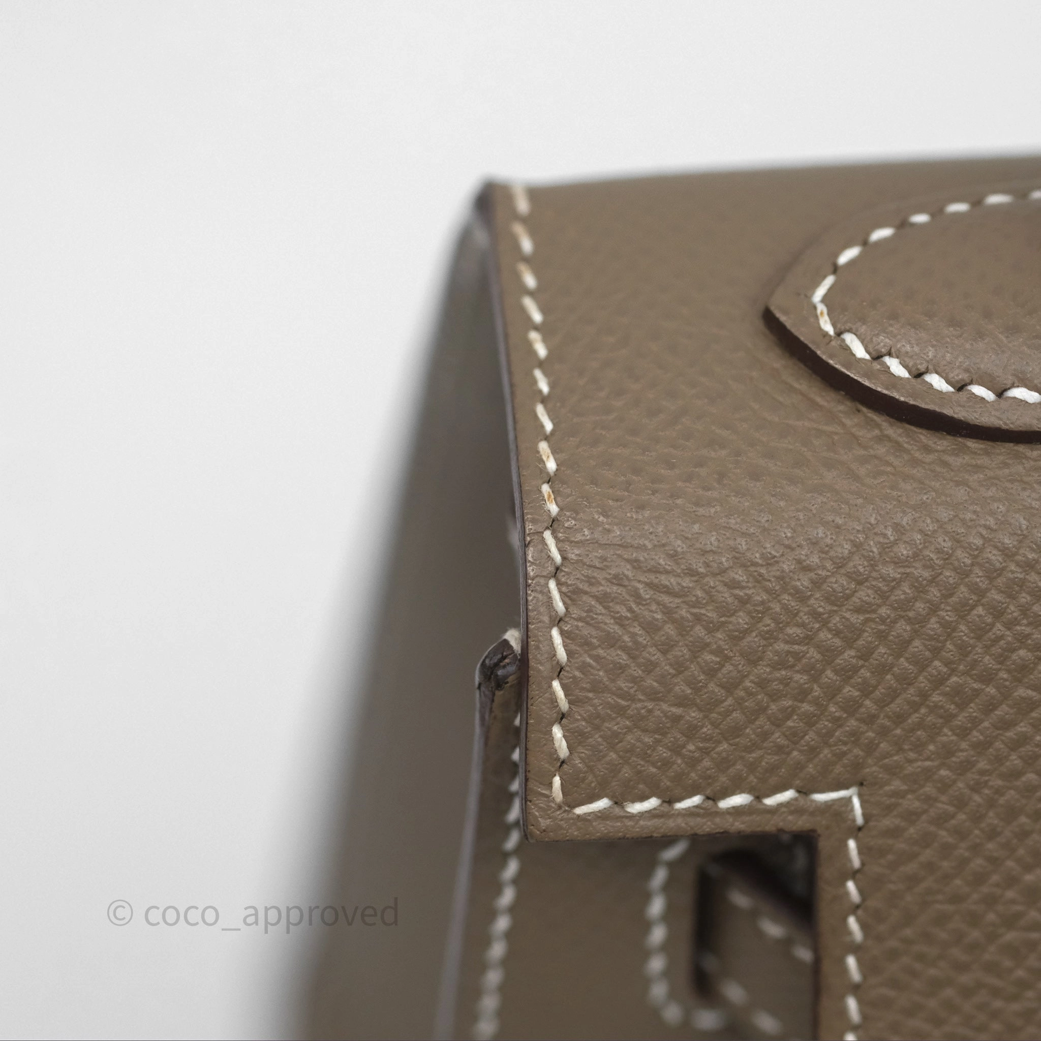 Herms Kelly 25 Sellier Etoupe Epsom Gold Hardware