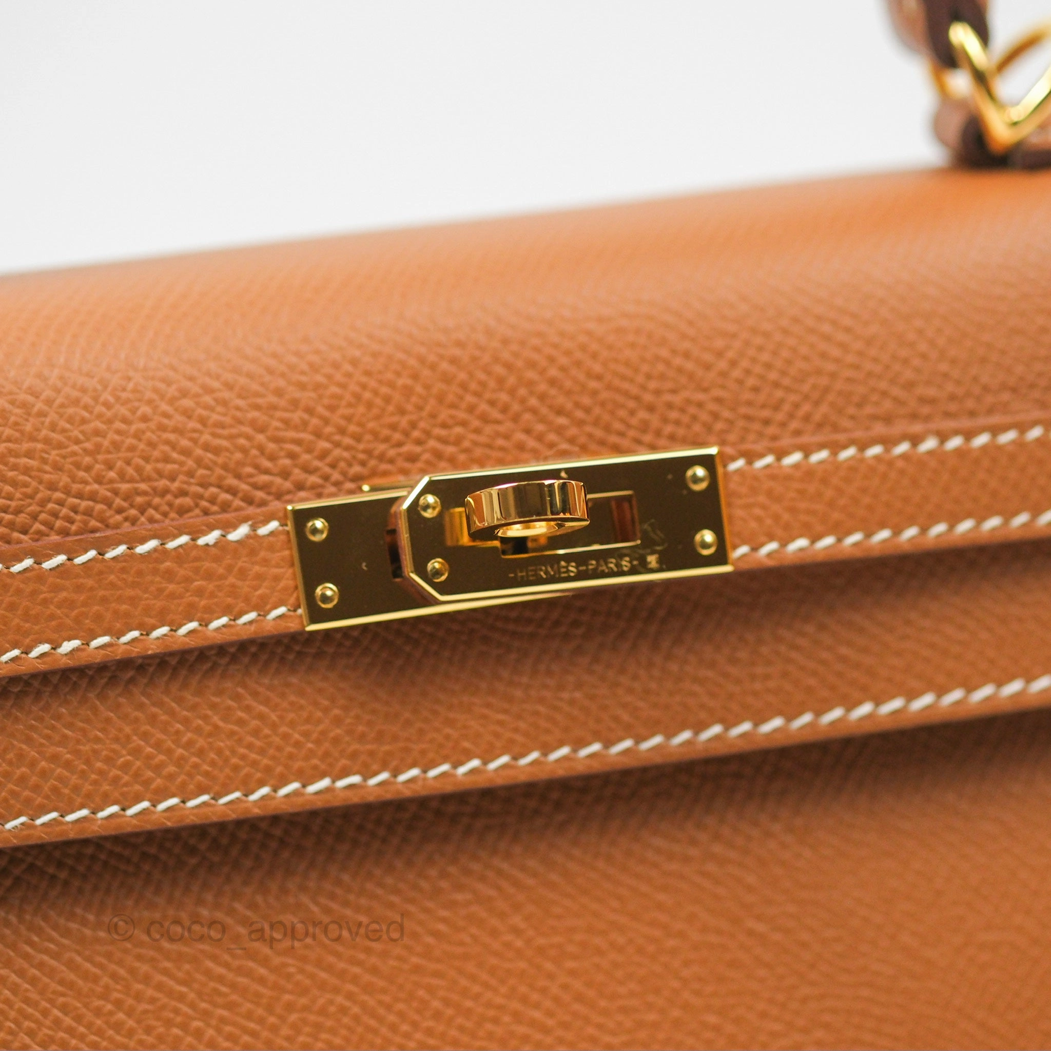 Herms Kelly 25 Sellier Gold Epsom Gold Hardware