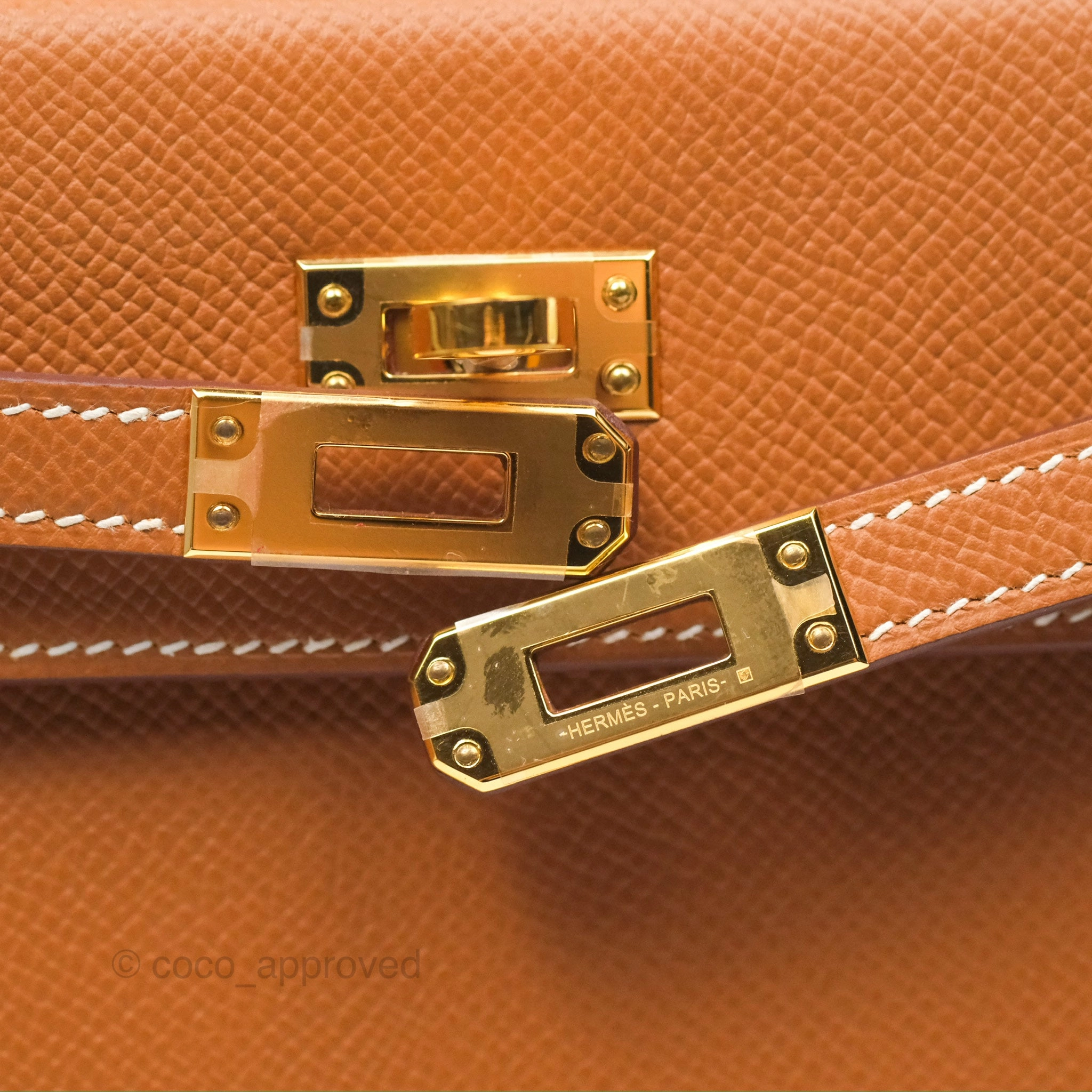 Herms Kelly 25 Sellier Gold Epsom Gold Hardware