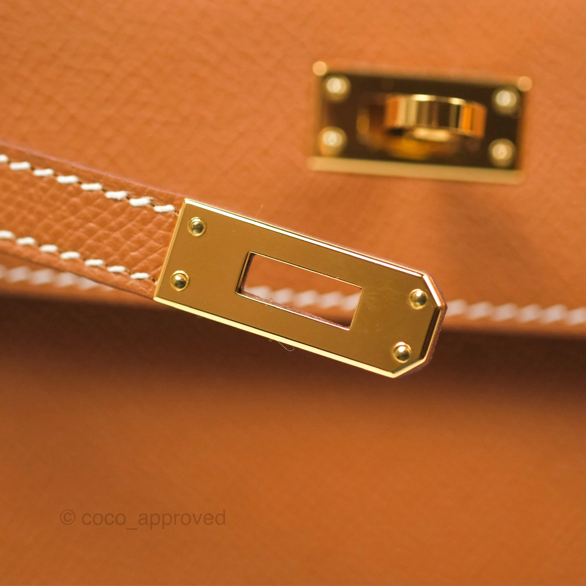 Herms Kelly 25 Sellier Gold Epsom Gold Hardware