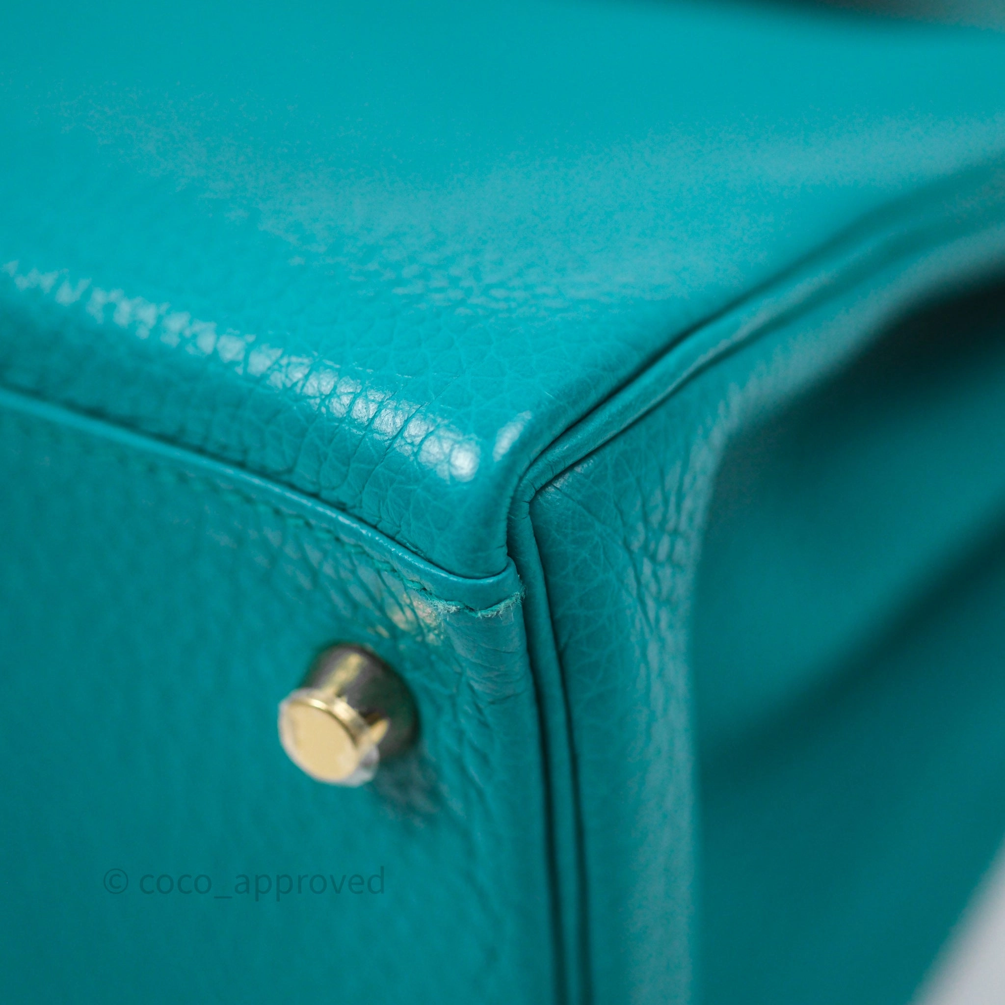 Herms Kelly 28 Retourne Bleu Paon 7F Clemence Gold Hardware