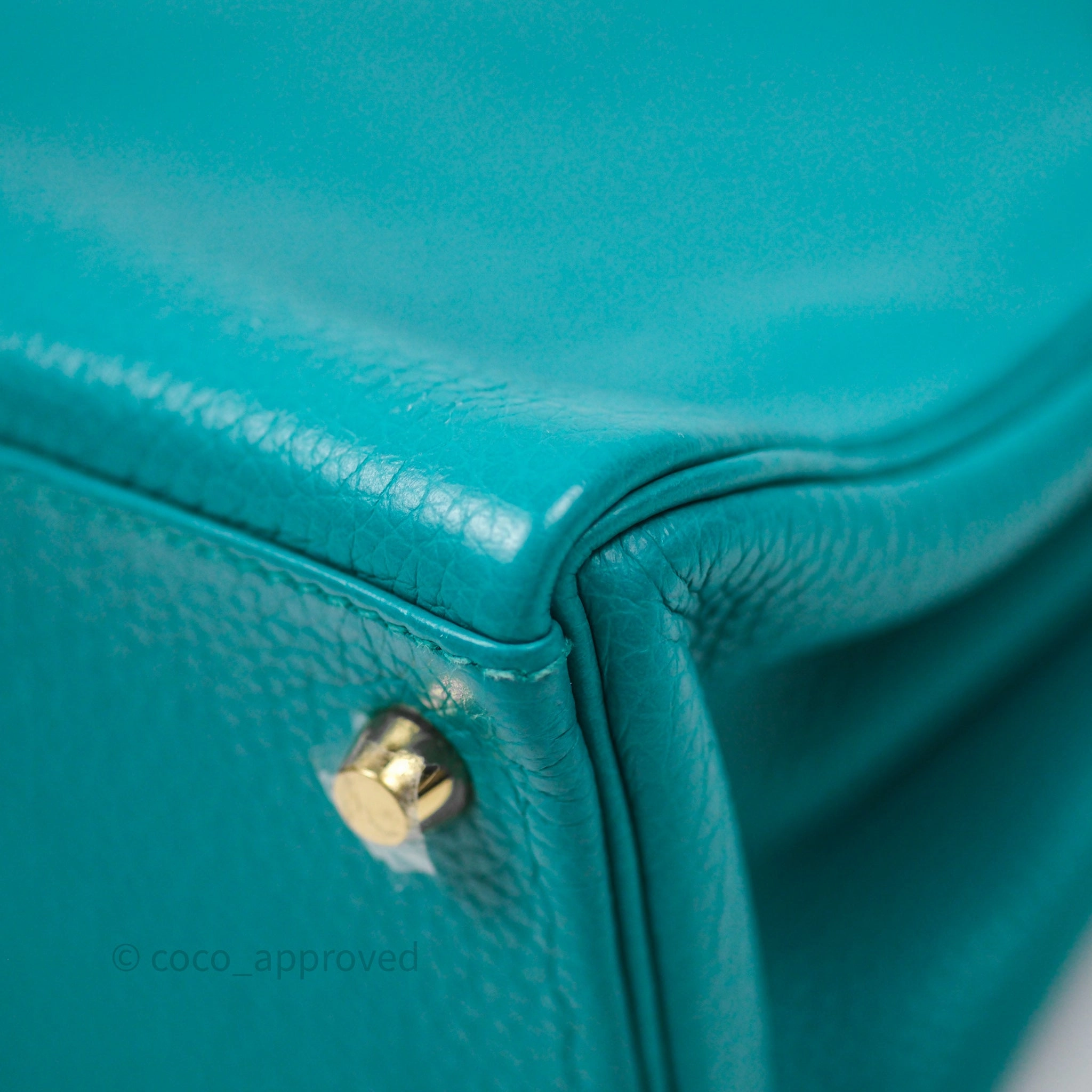 Herms Kelly 28 Retourne Bleu Paon 7F Clemence Gold Hardware