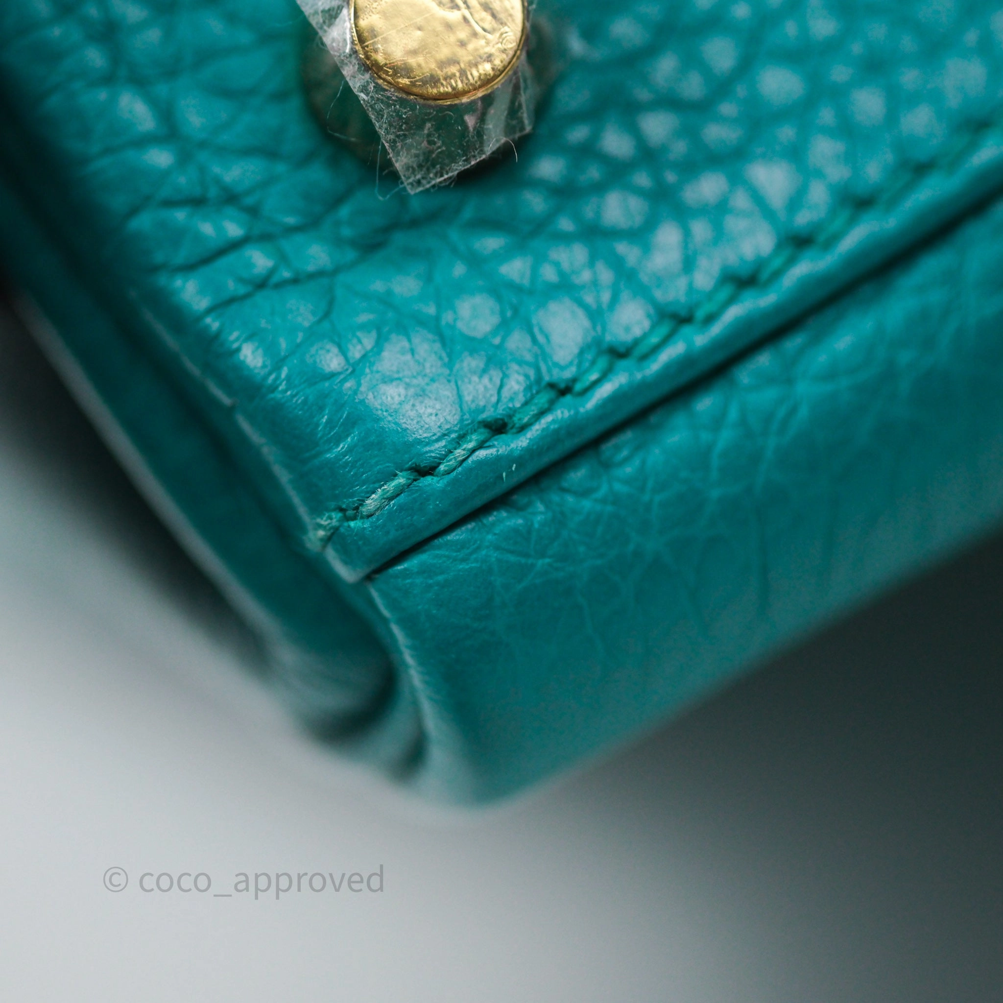 Herms Kelly 28 Retourne Bleu Paon 7F Clemence Gold Hardware