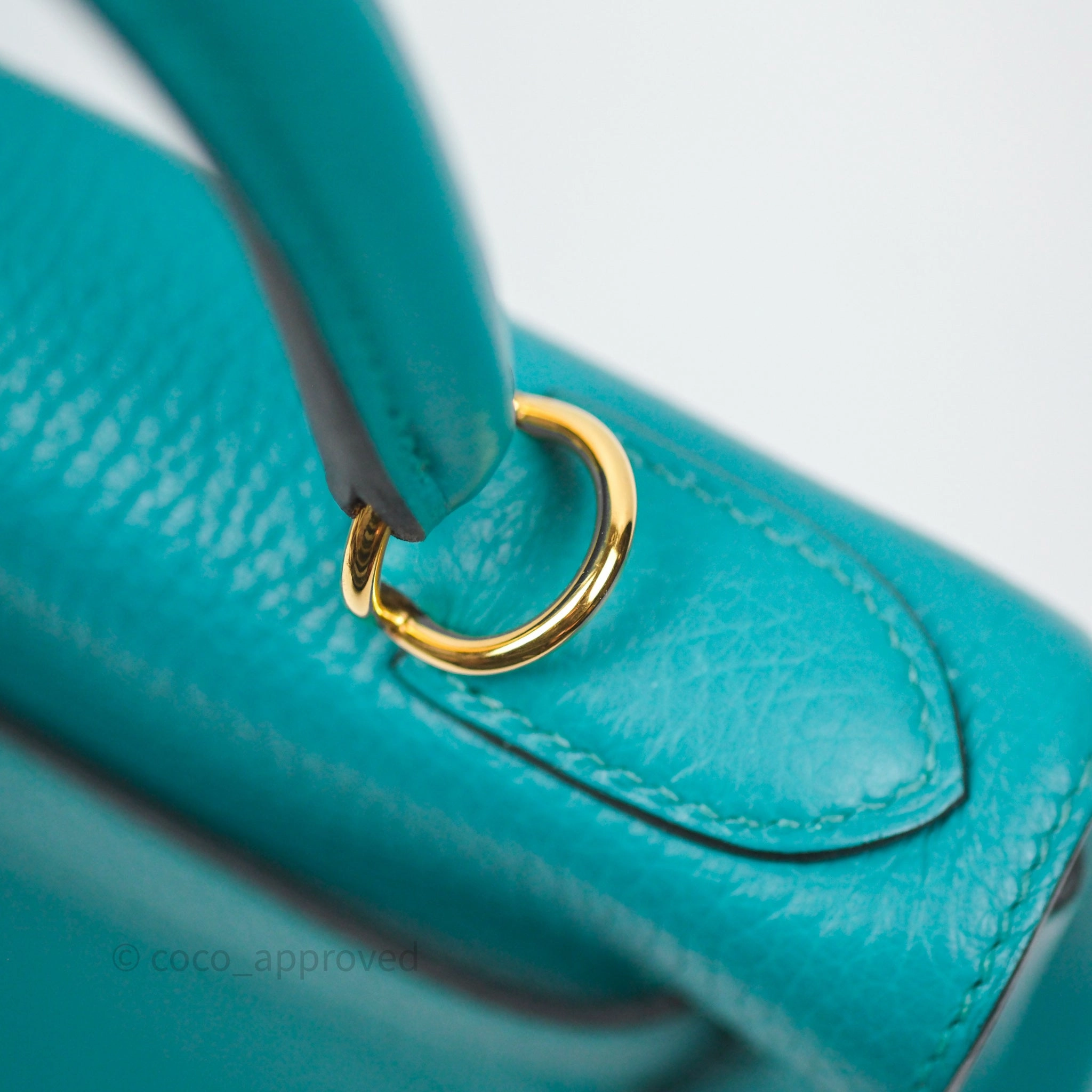 Herms Kelly 28 Retourne Bleu Paon 7F Clemence Gold Hardware