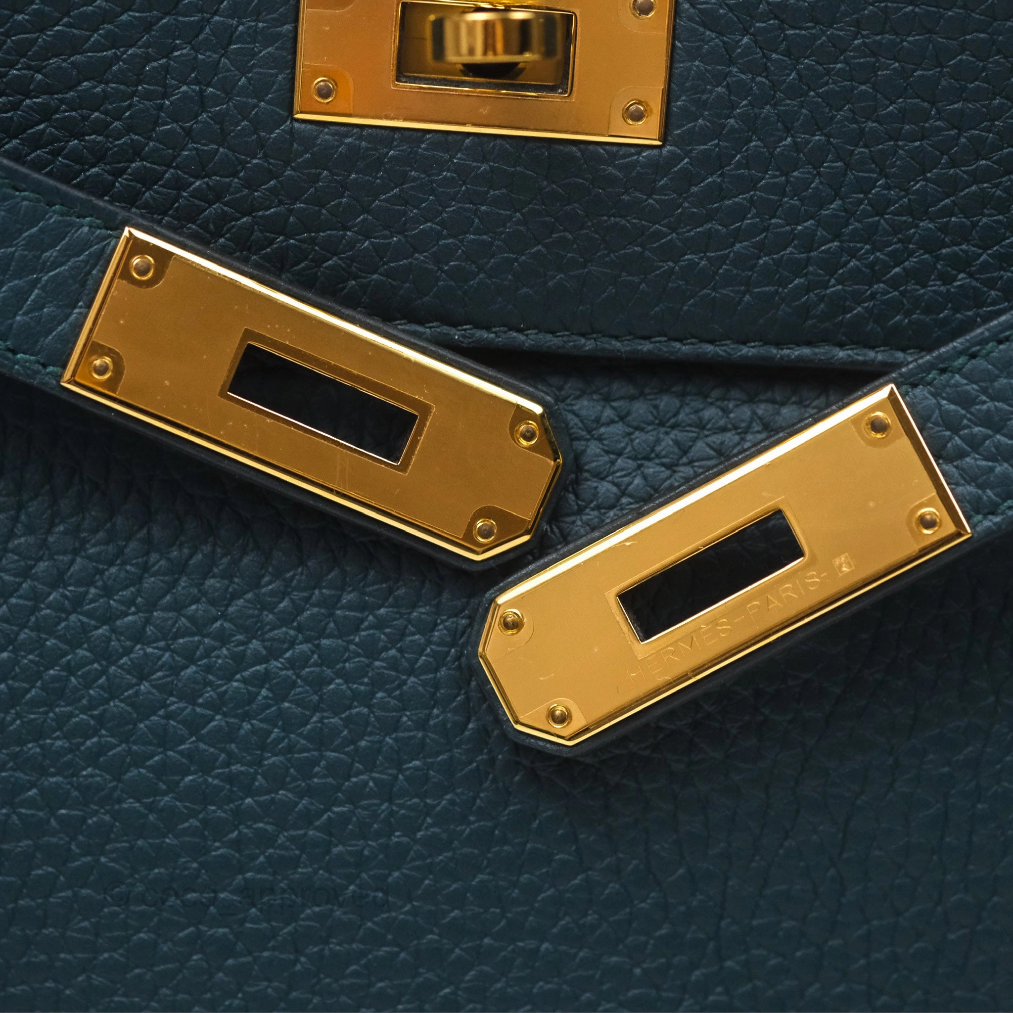 Herms Kelly 28 Retourne Dark Green Clemence Gold Hardware