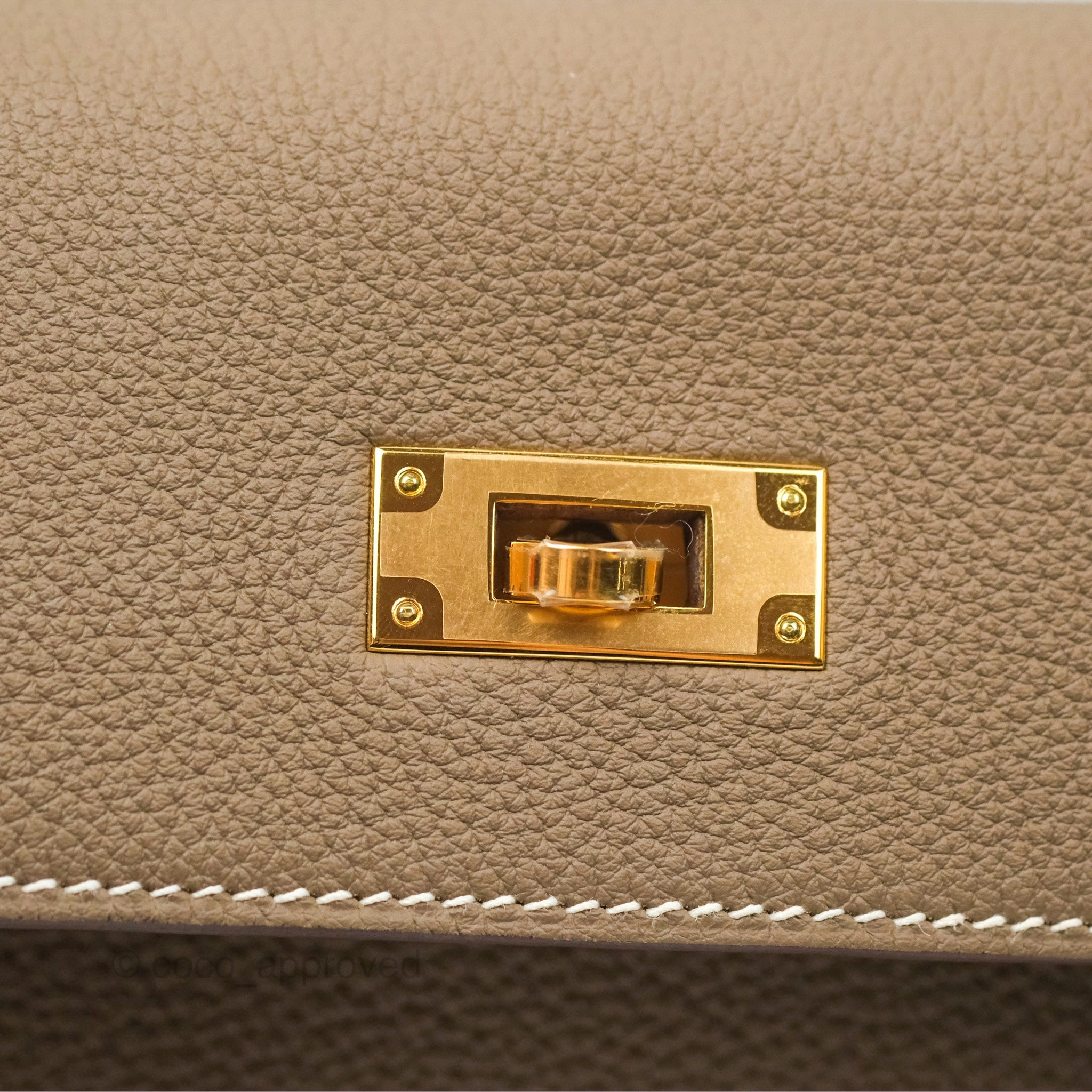 Herms Kelly 28 Retourne Etoupe Togo Gold Hardware