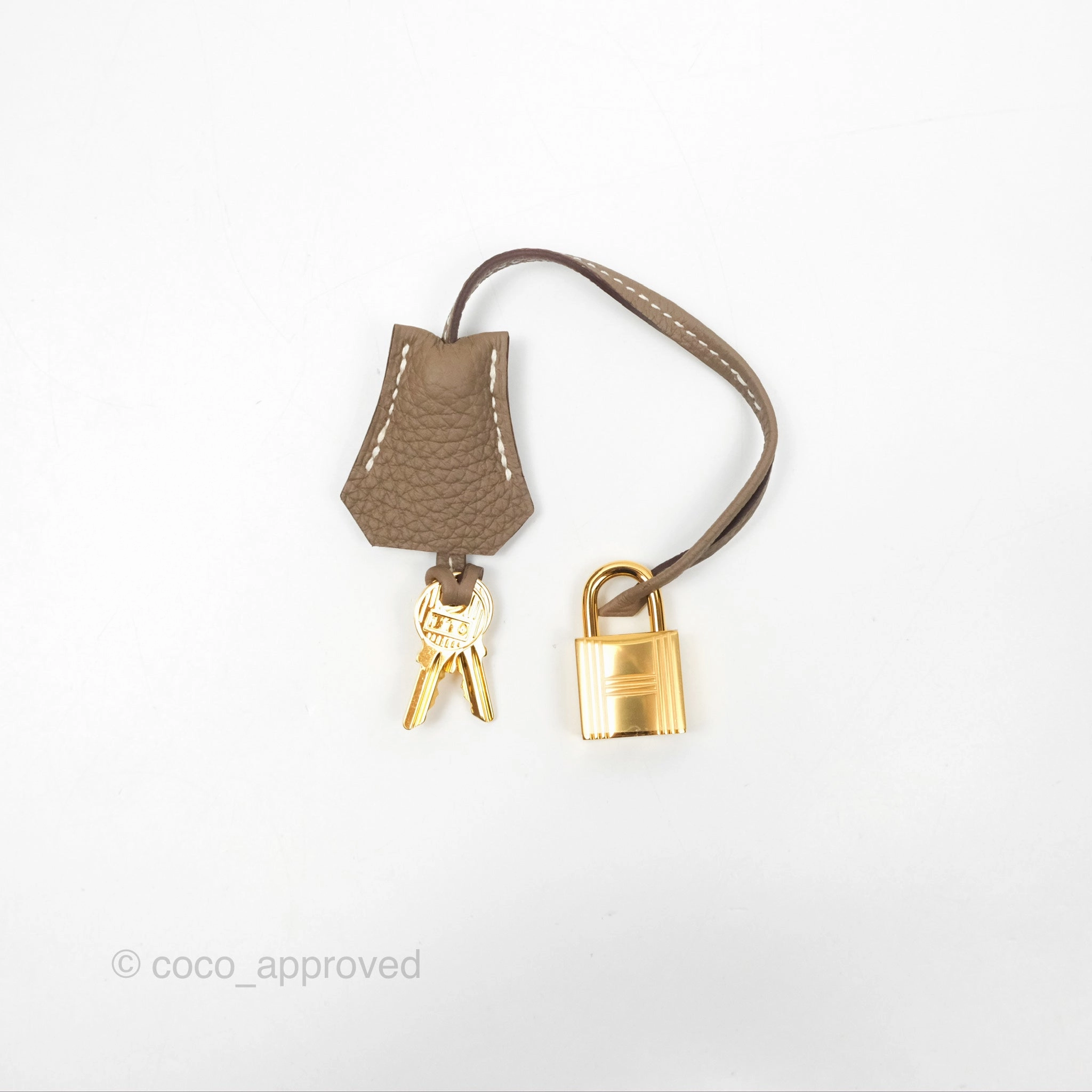 Herms Kelly 28 Retourne Etoupe Togo Gold Hardware