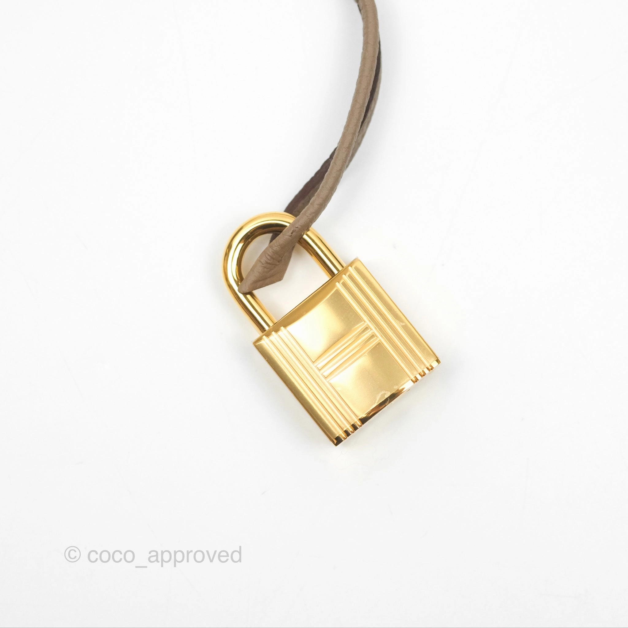 Herms Kelly 28 Retourne Etoupe Togo Gold Hardware