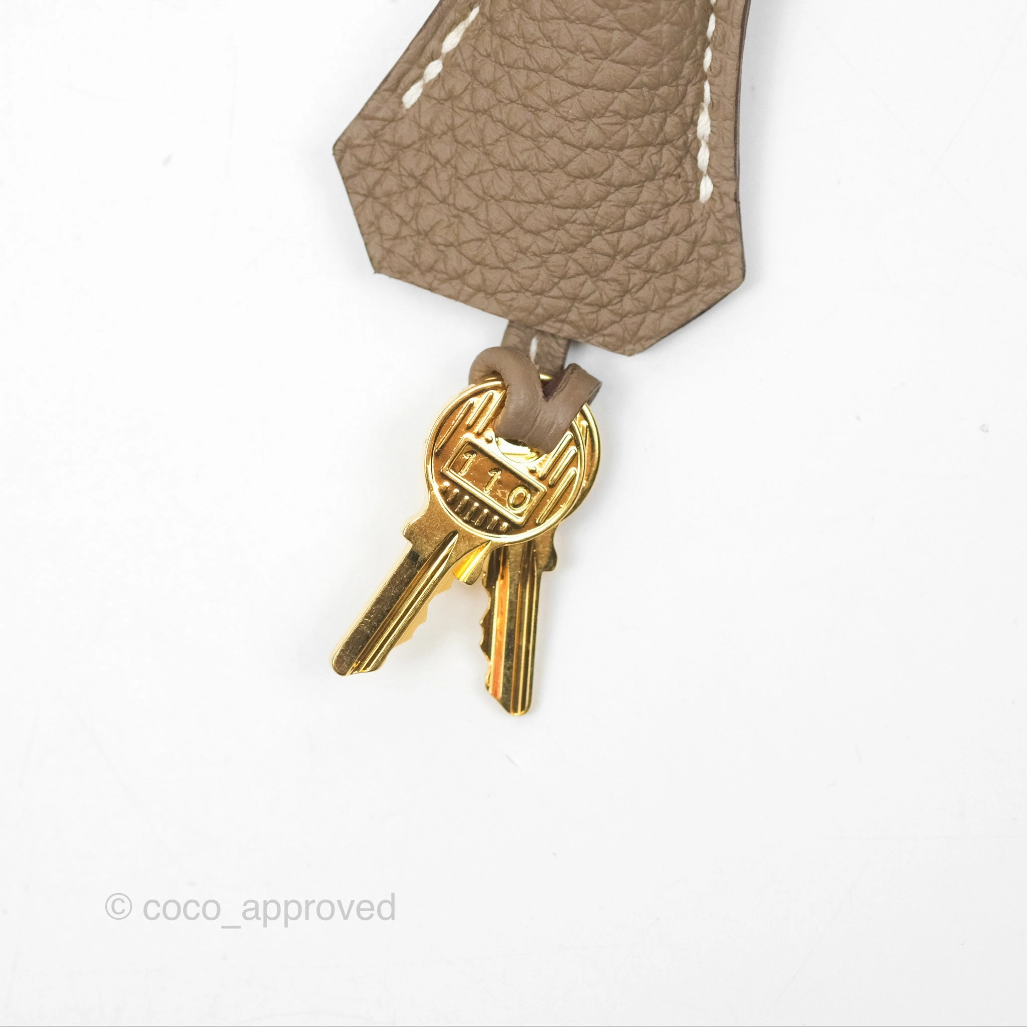 Herms Kelly 28 Retourne Etoupe Togo Gold Hardware