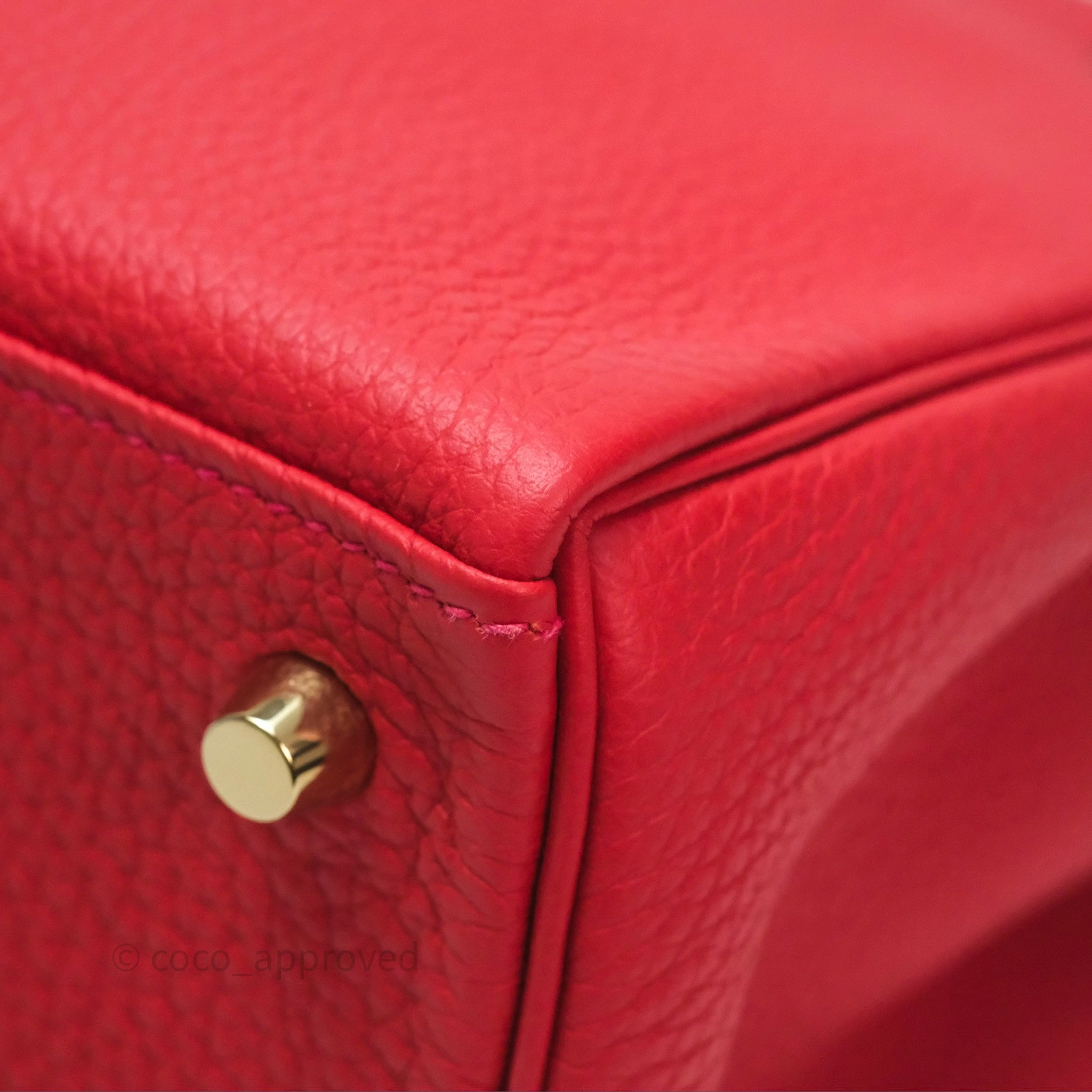 Herms Kelly 28 Retourne Geranium D5 Togo Gold Hardware