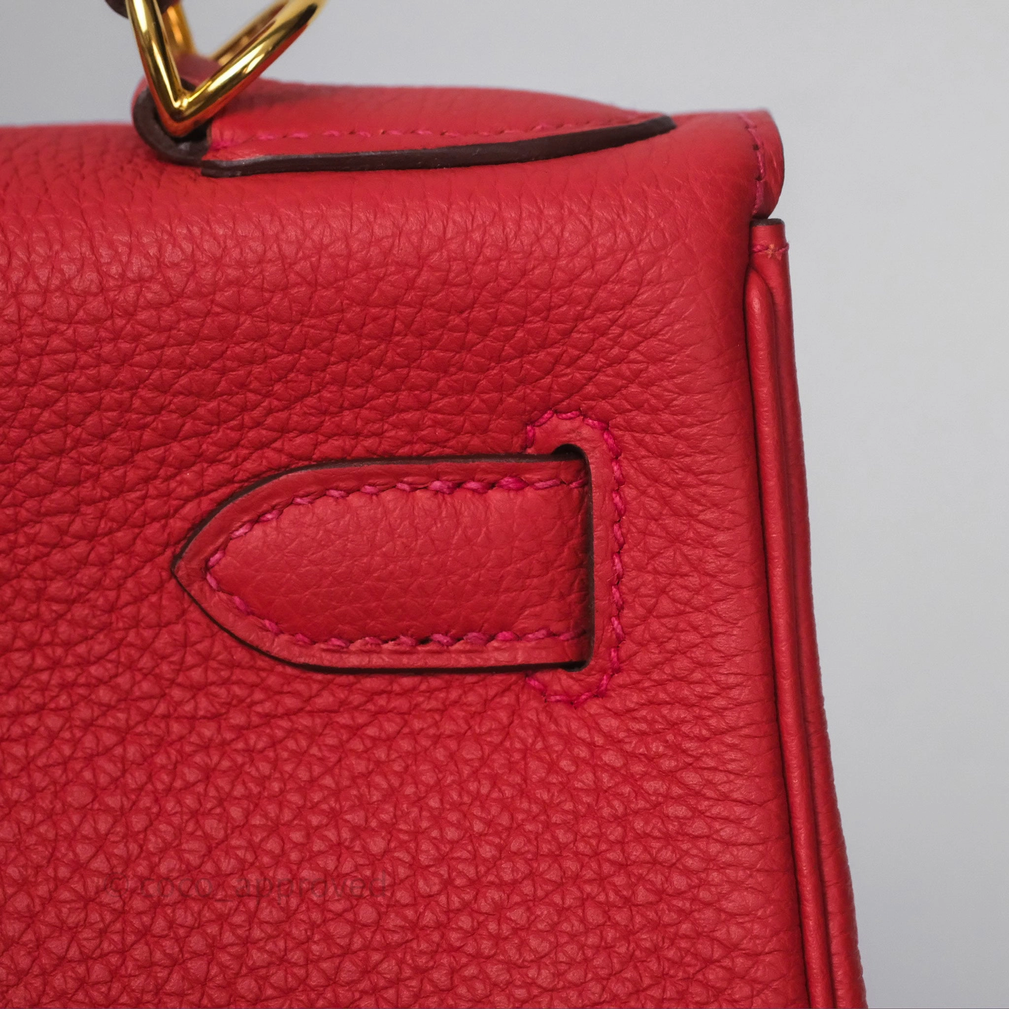 Herms Kelly 28 Retourne Geranium D5 Togo Gold Hardware