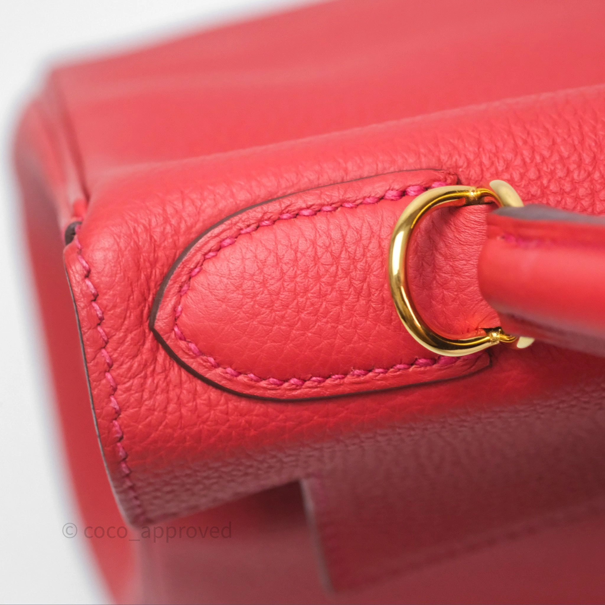 Herms Kelly 28 Retourne Geranium D5 Togo Gold Hardware
