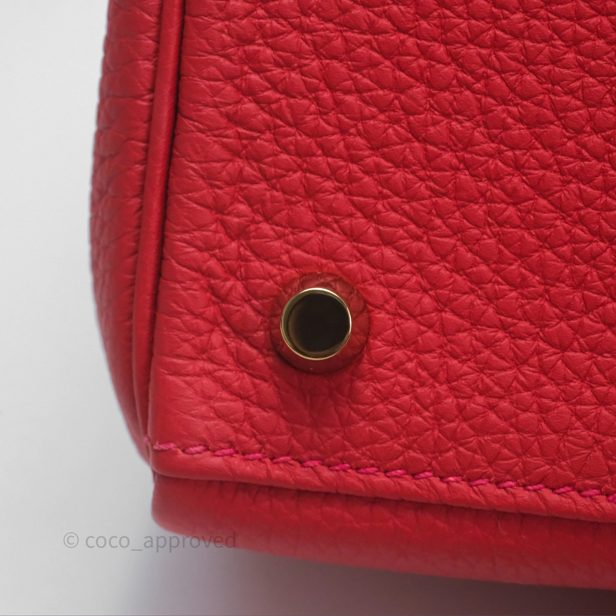 Herms Kelly 28 Retourne Geranium D5 Togo Gold Hardware