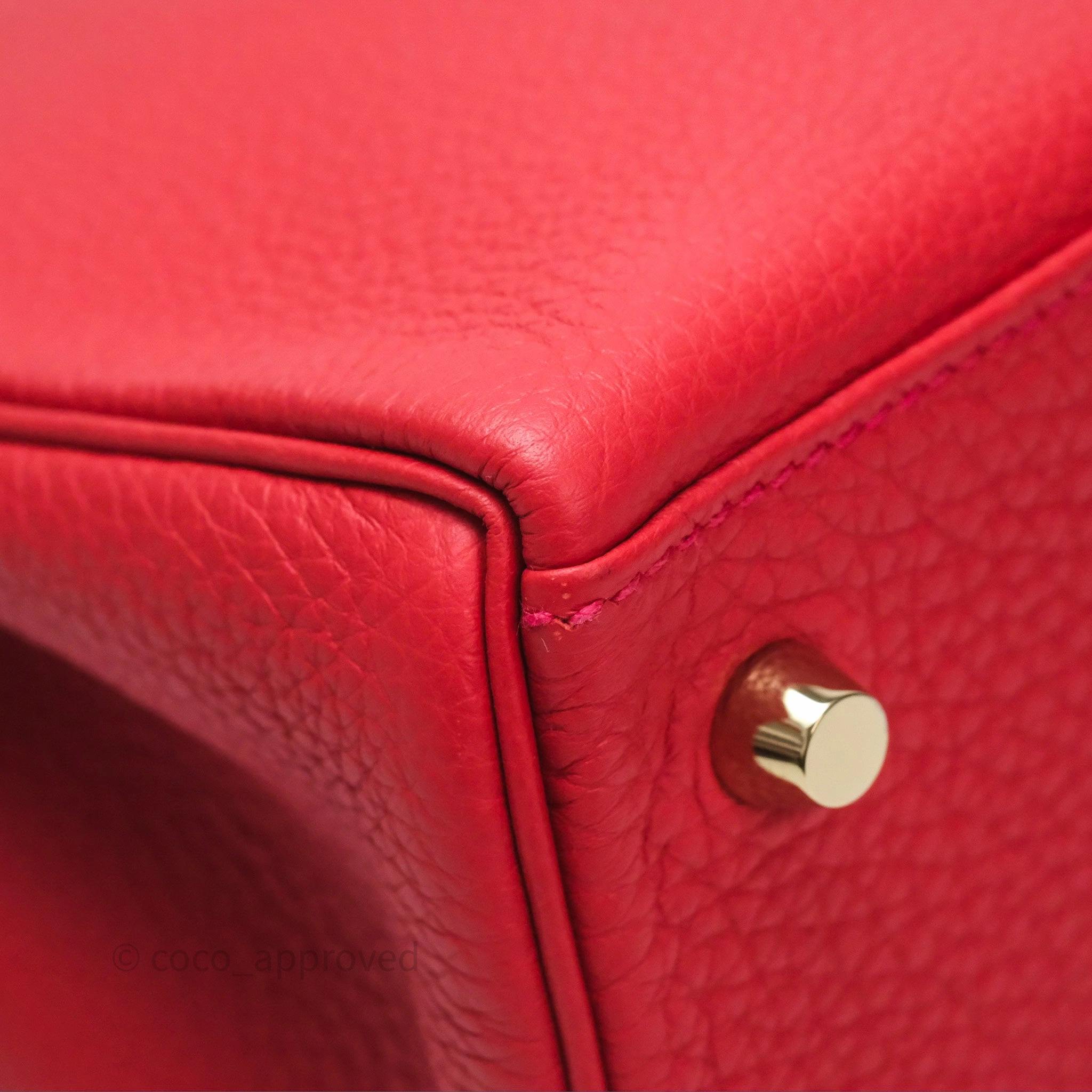 Herms Kelly 28 Retourne Geranium D5 Togo Gold Hardware