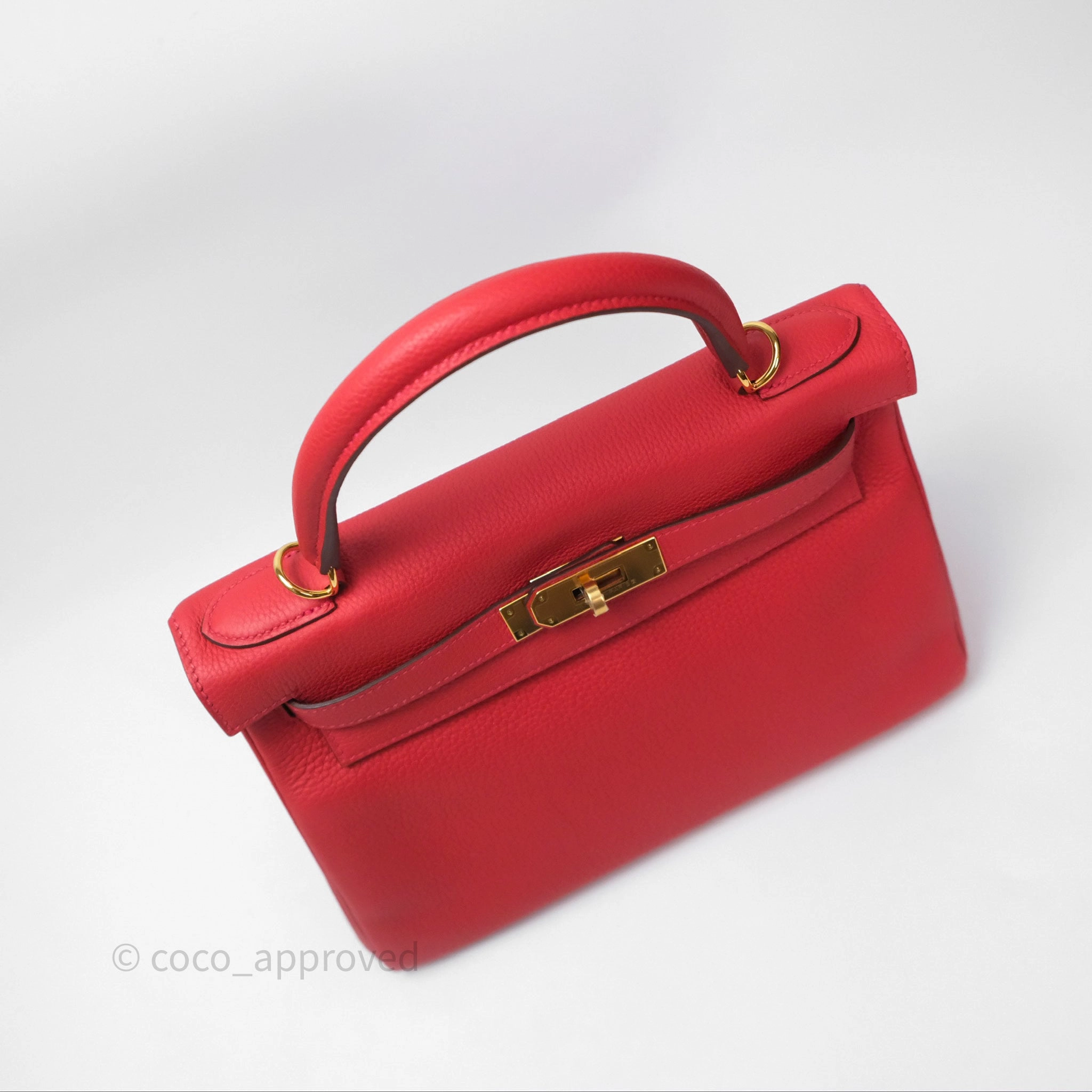 Herms Kelly 28 Retourne Geranium D5 Togo Gold Hardware