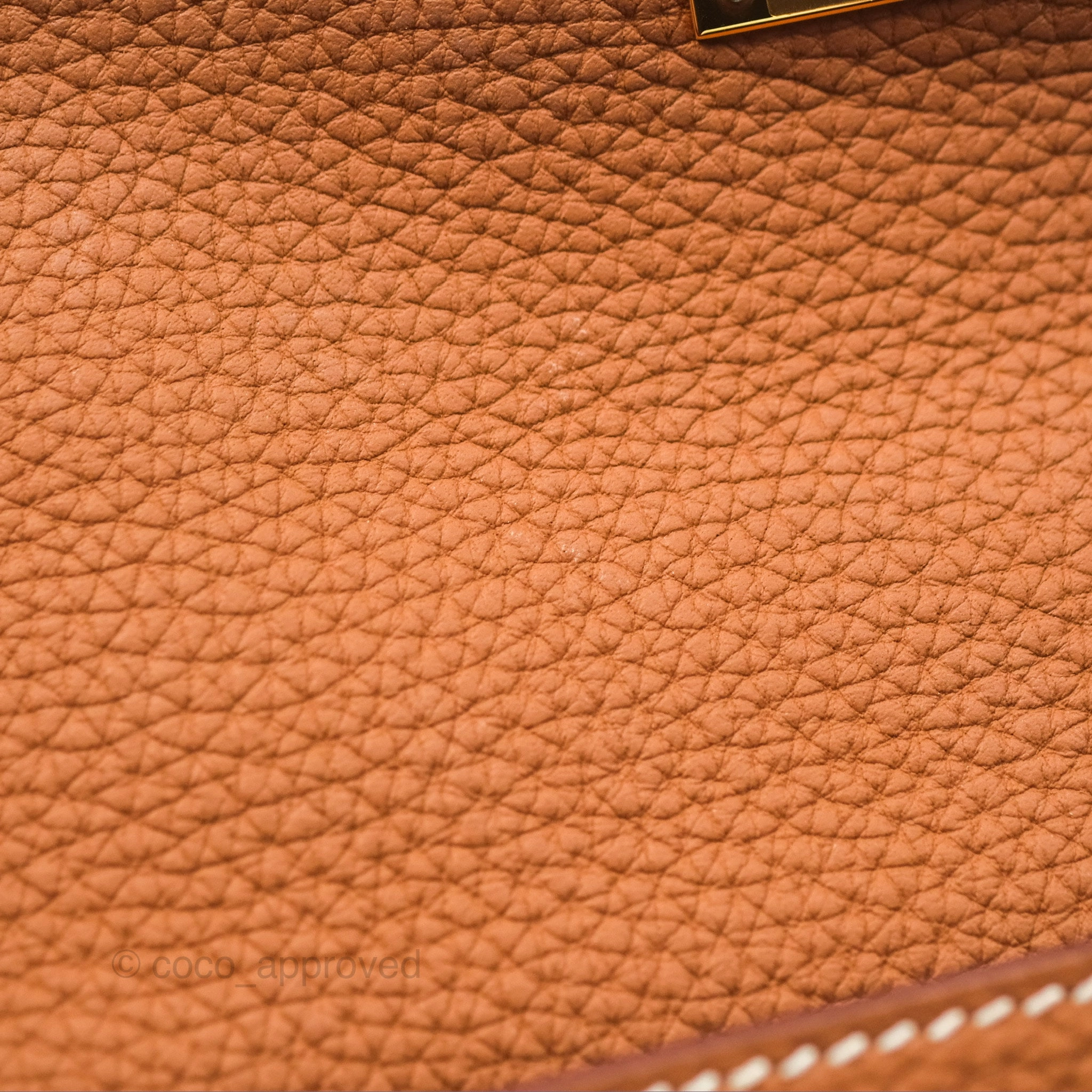 Herms Kelly 28 Retourne Gold Togo Gold Hardware