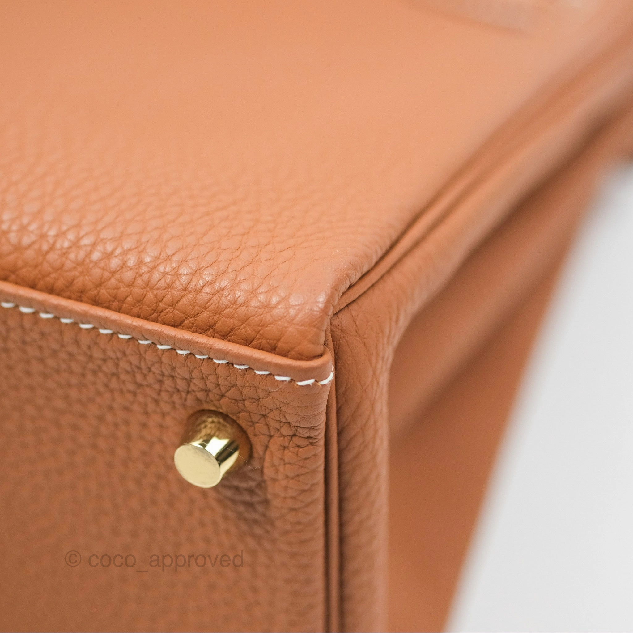 Herms Kelly 28 Retourne Gold Togo Gold Hardware